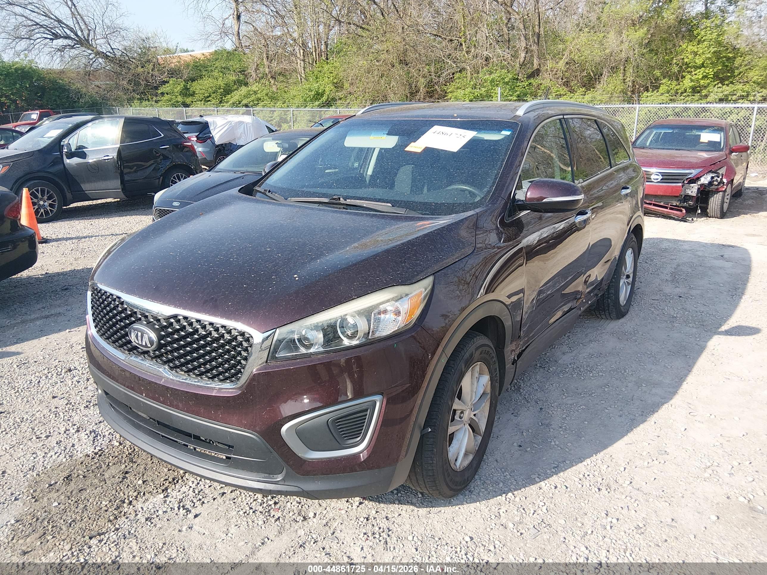 KIA SORENTO image 2