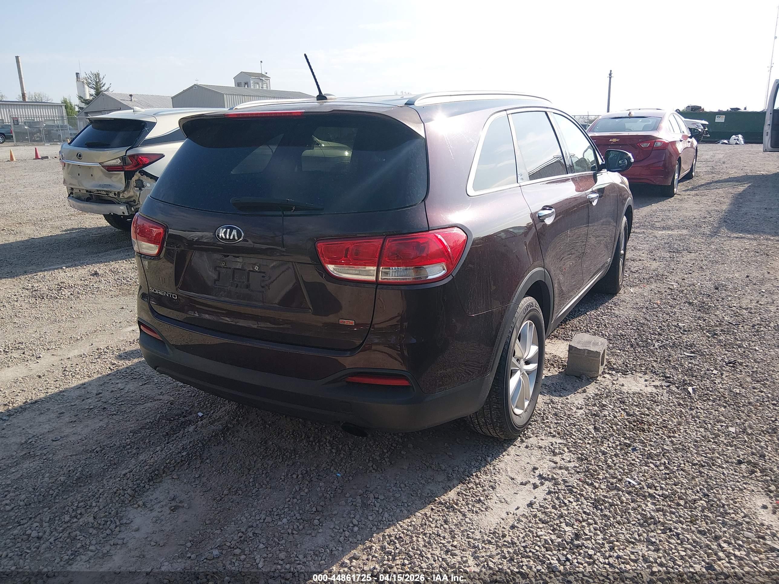 KIA SORENTO image 4