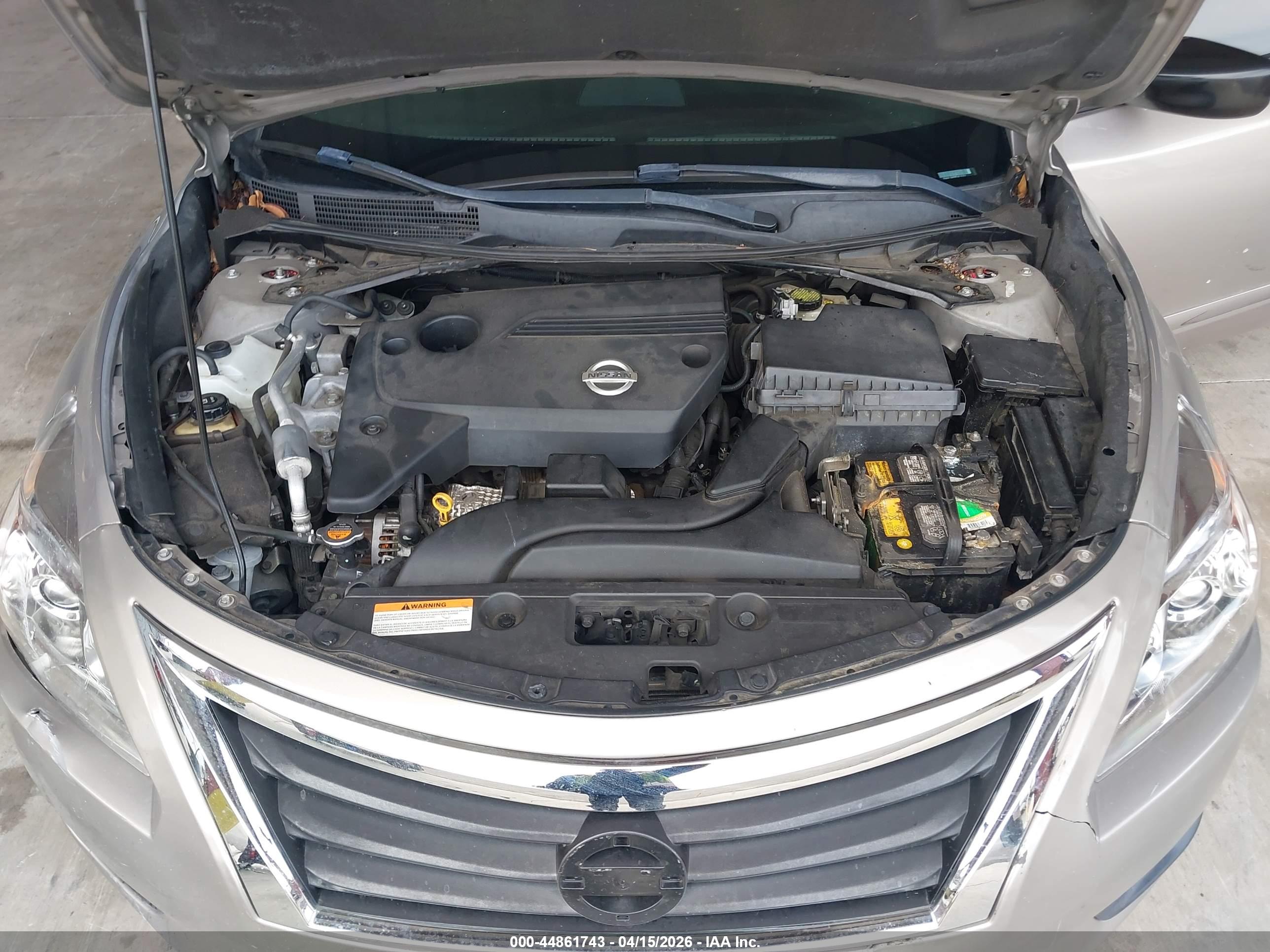 NISSAN ALTIMA image 10