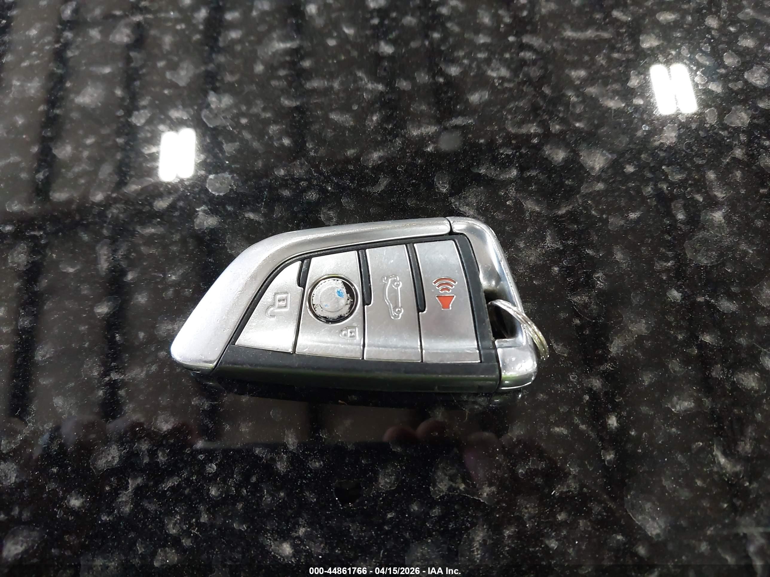 BMW M550I image 11