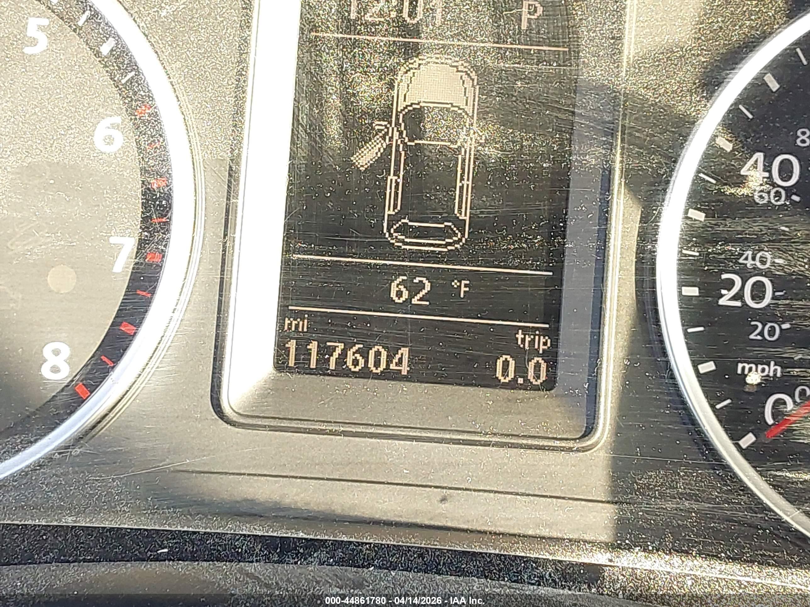 VOLKSWAGEN TIGUAN image 7