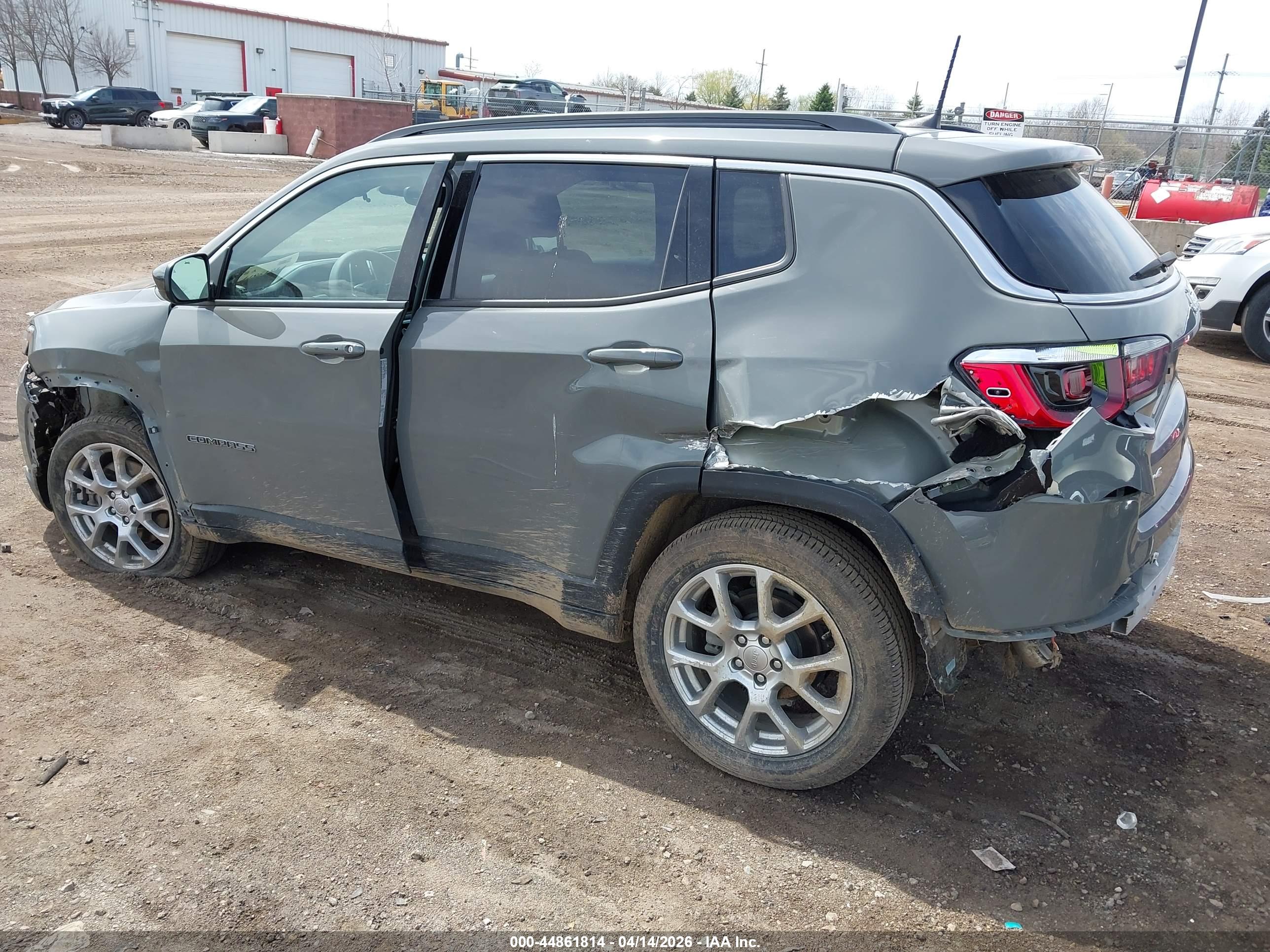 JEEP COMPASS image 6