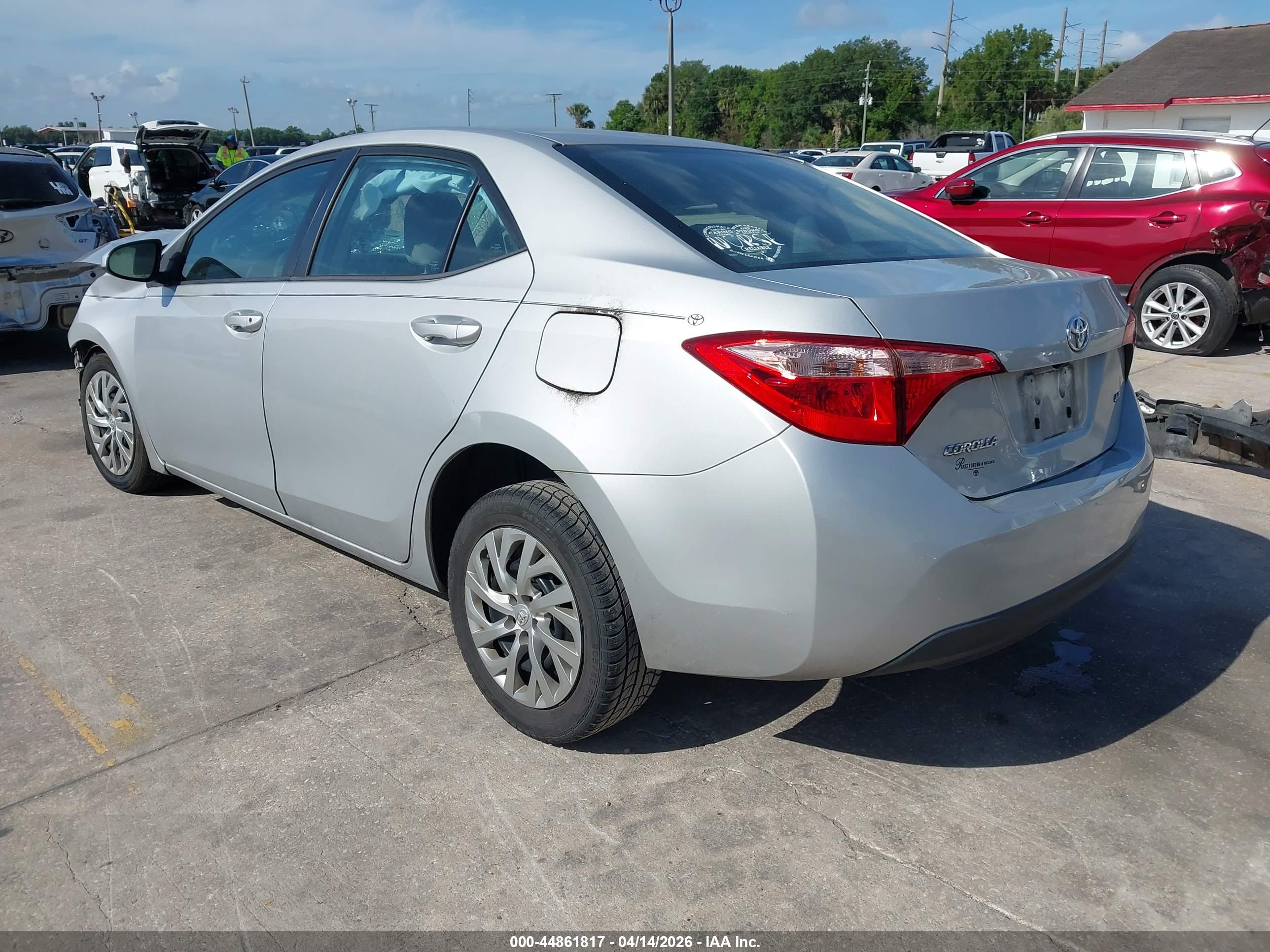 TOYOTA COROLLA image 3