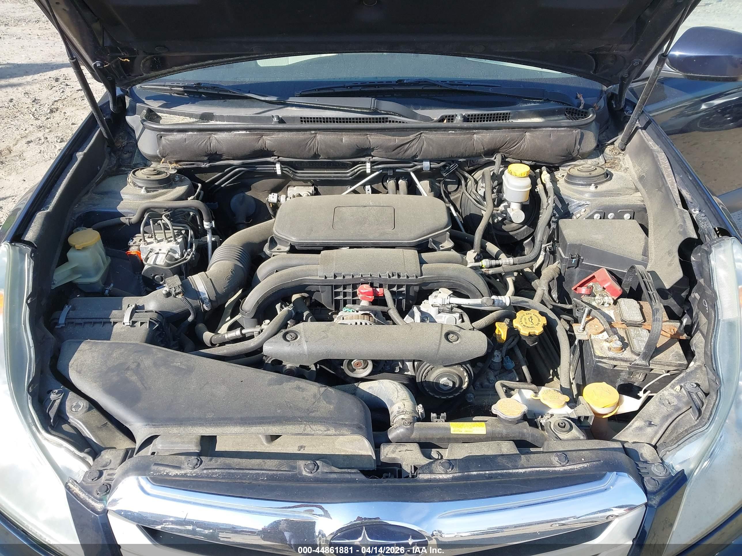 SUBARU OUTBACK image 10