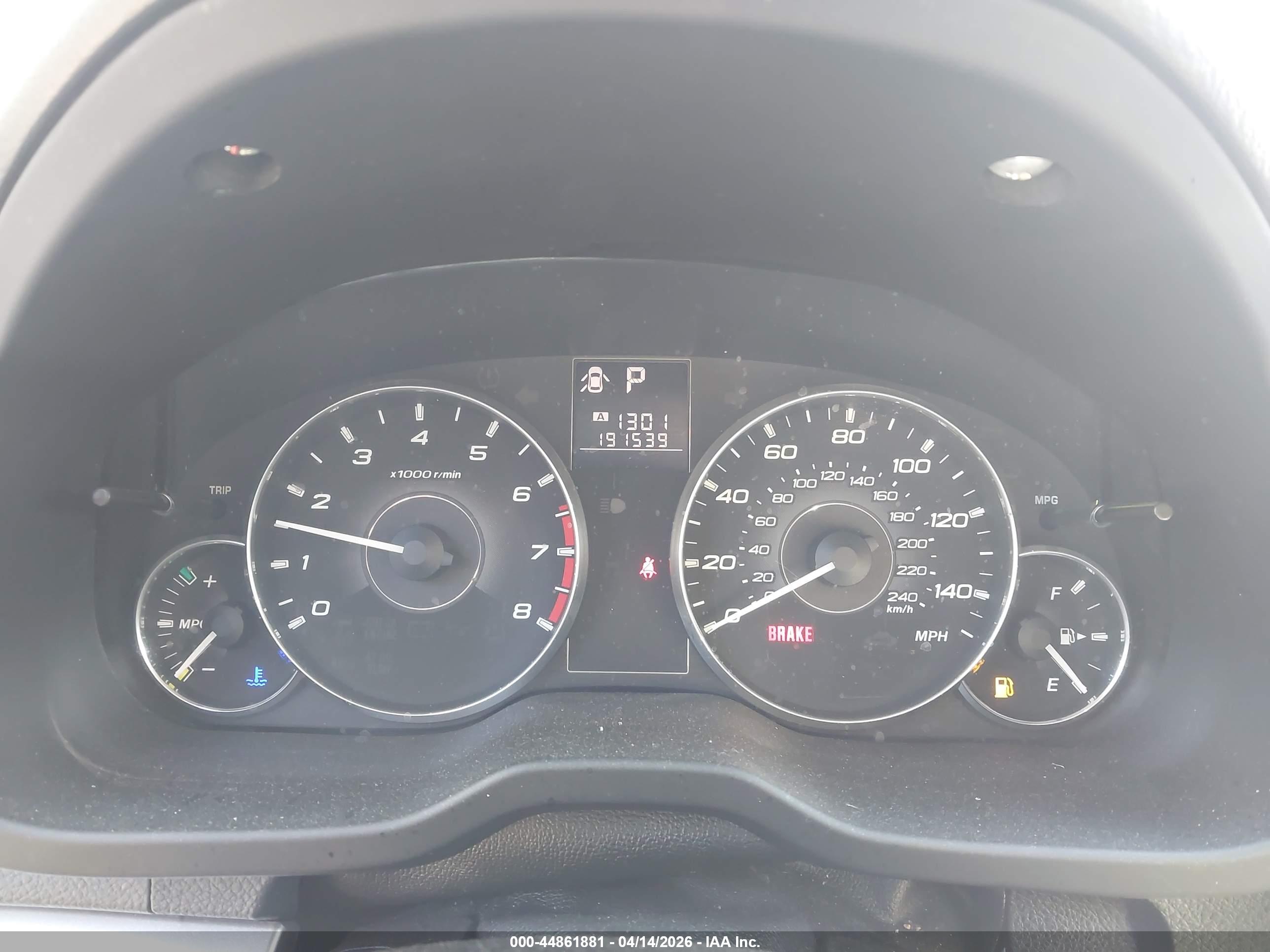 SUBARU OUTBACK image 7