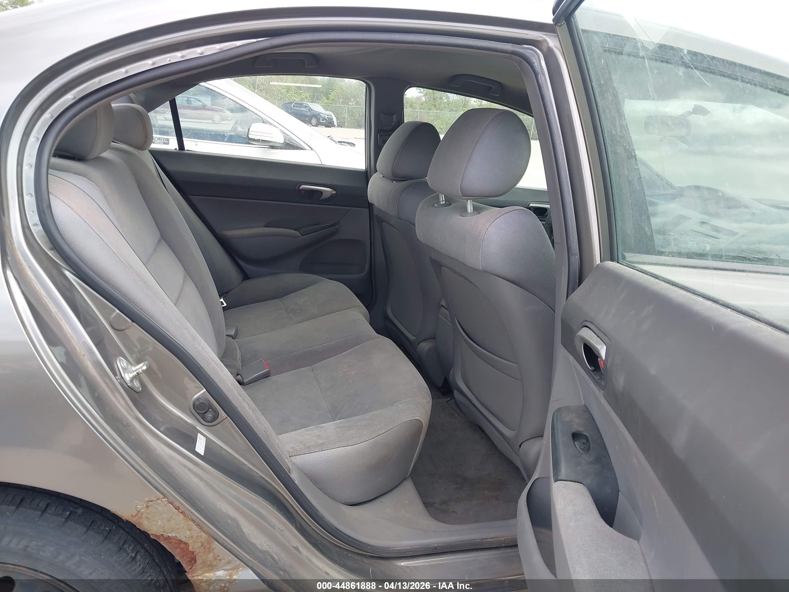 HONDA CIVIC image 8