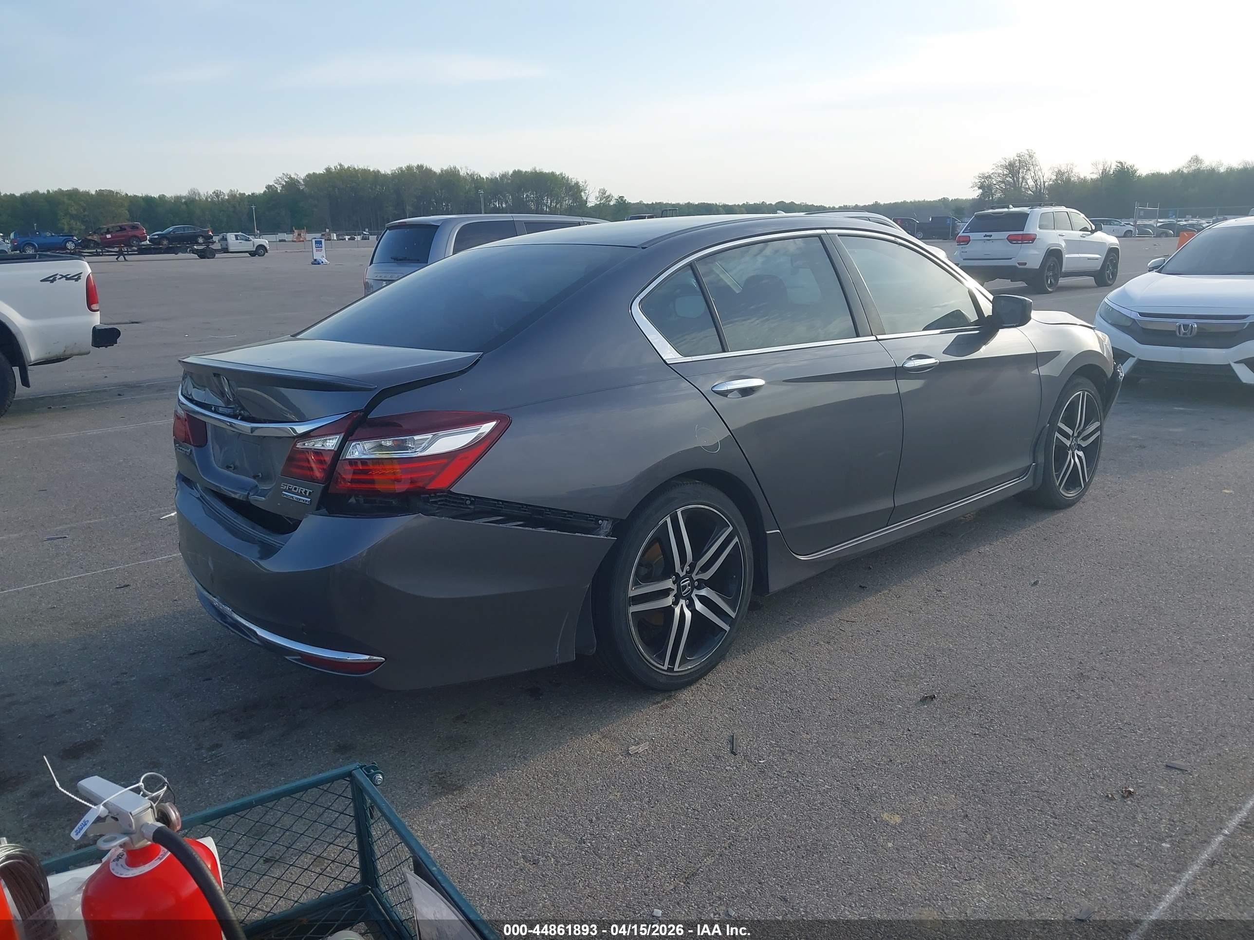 HONDA ACCORD image 4