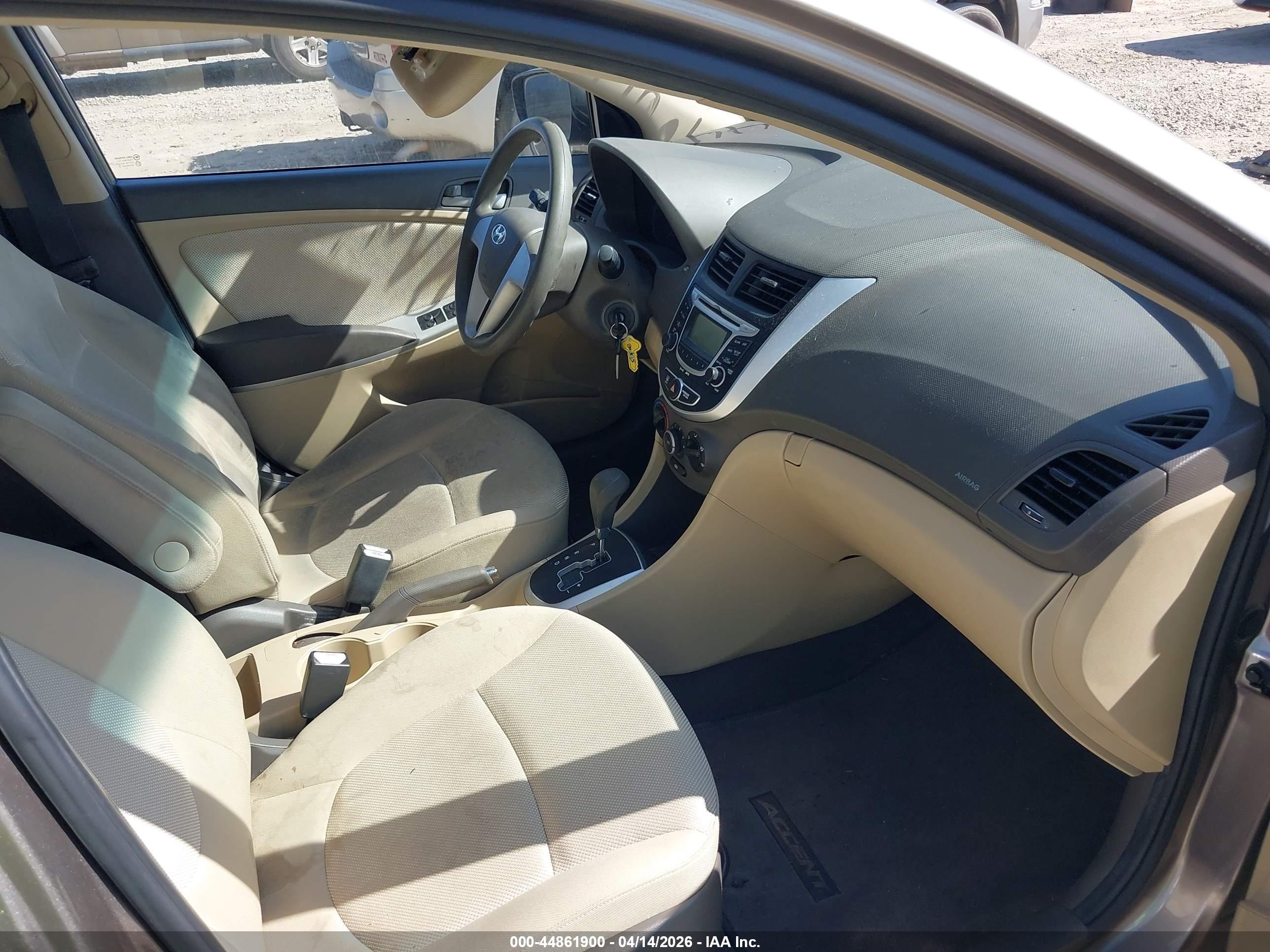 HYUNDAI ACCENT image 5
