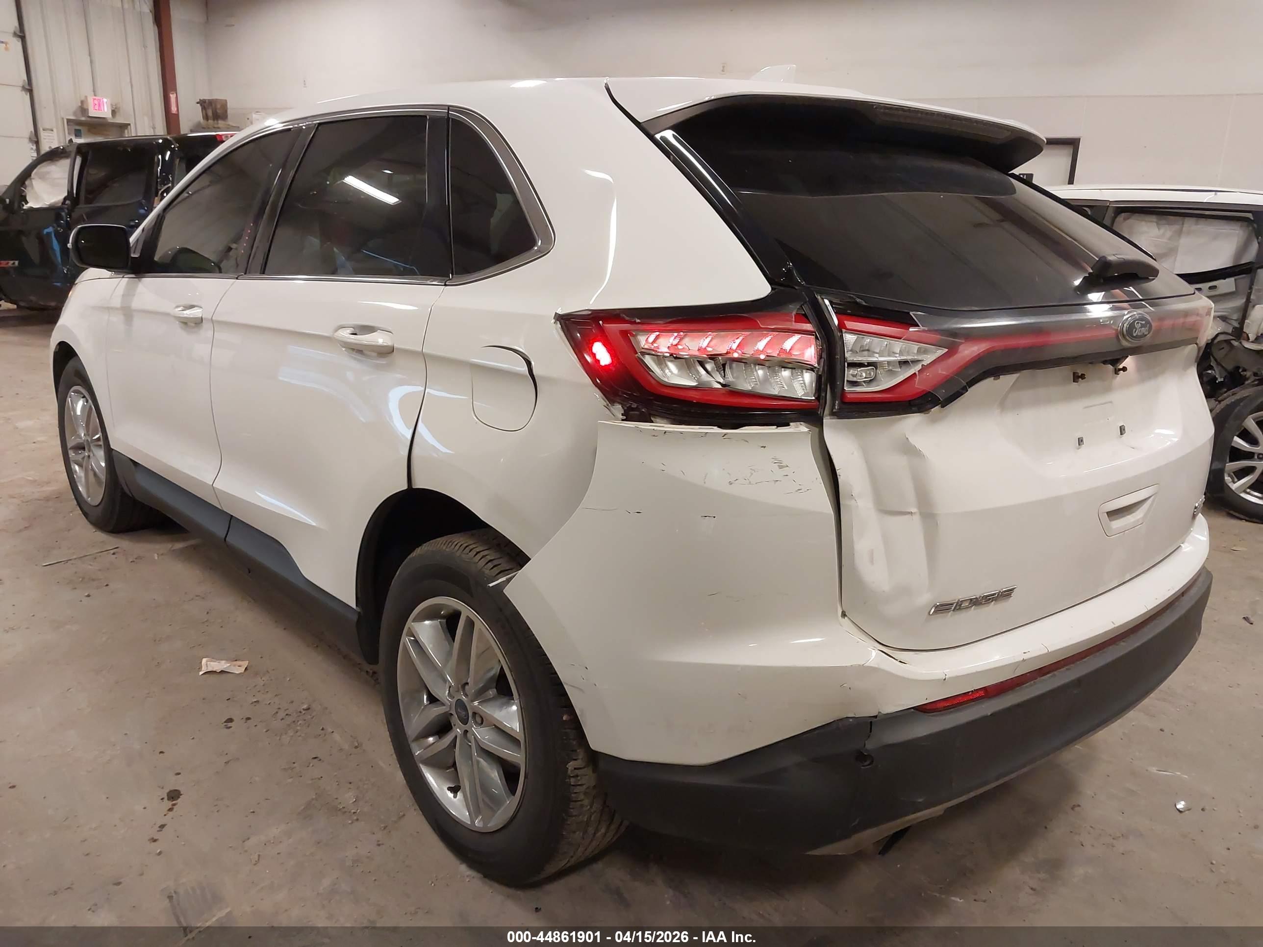 FORD EDGE image 3