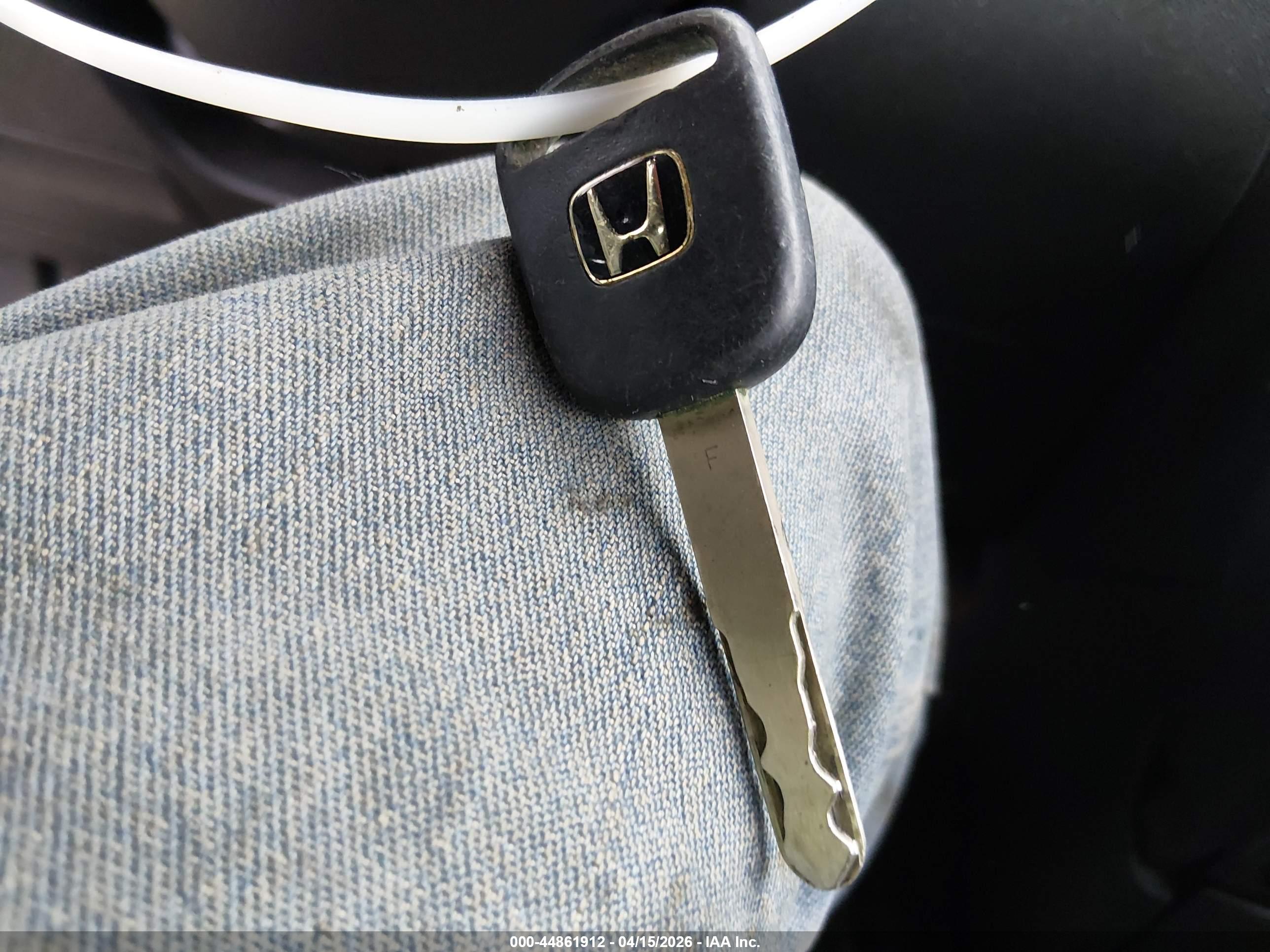HONDA CR-V image 11