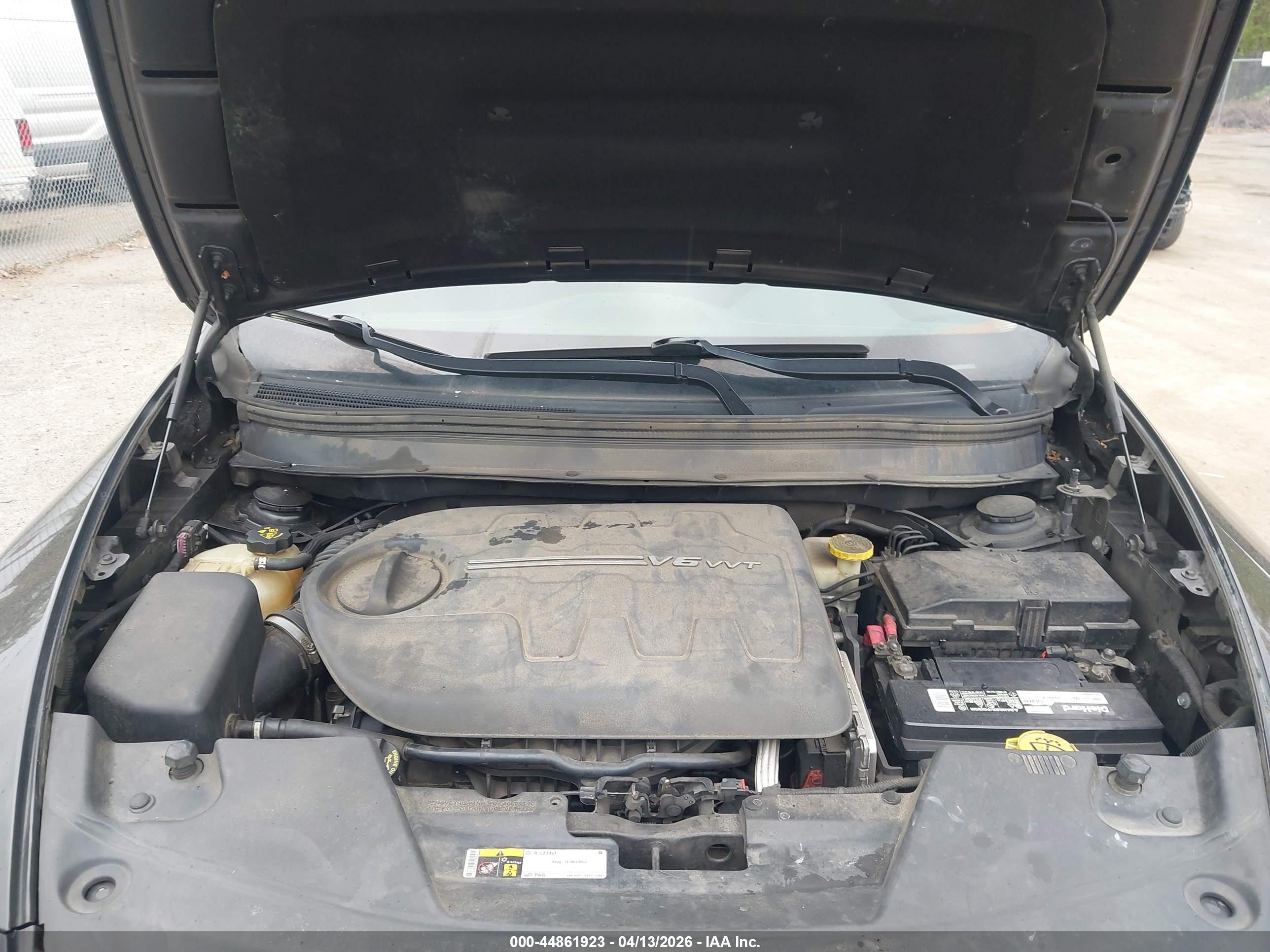 JEEP CHEROKEE image 10