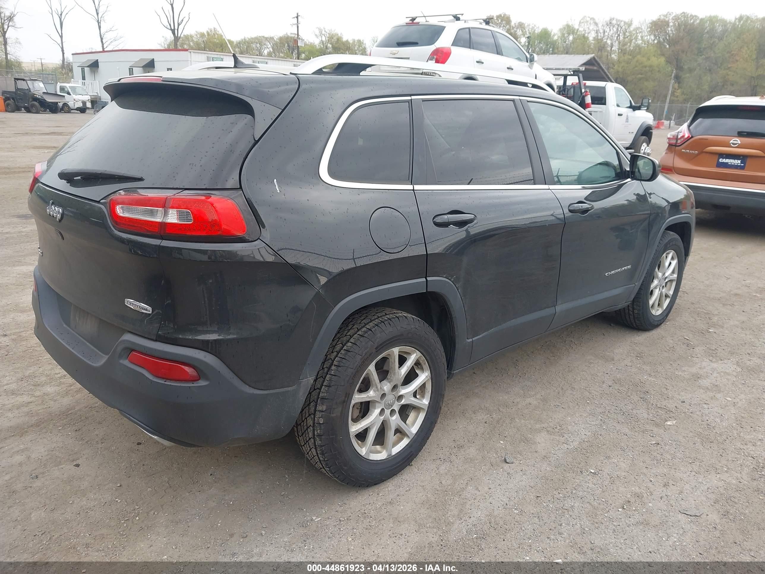 JEEP CHEROKEE image 4