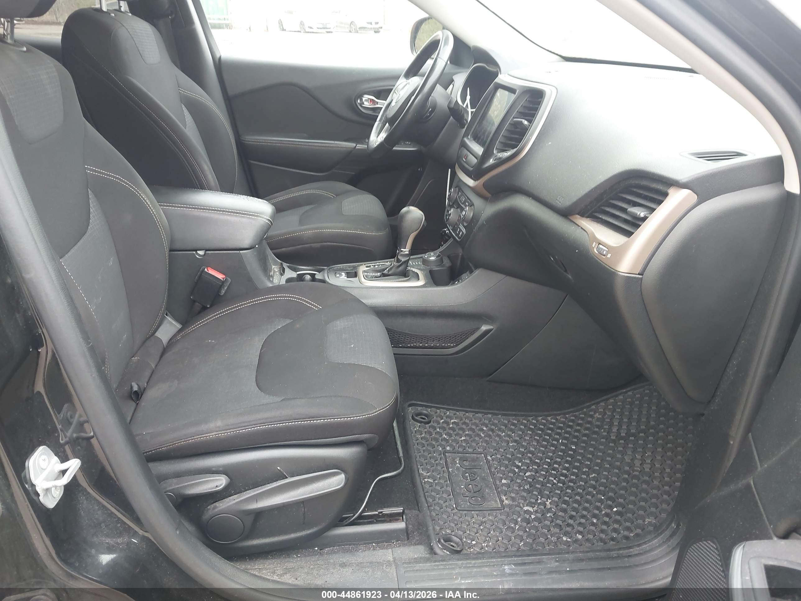 JEEP CHEROKEE image 5