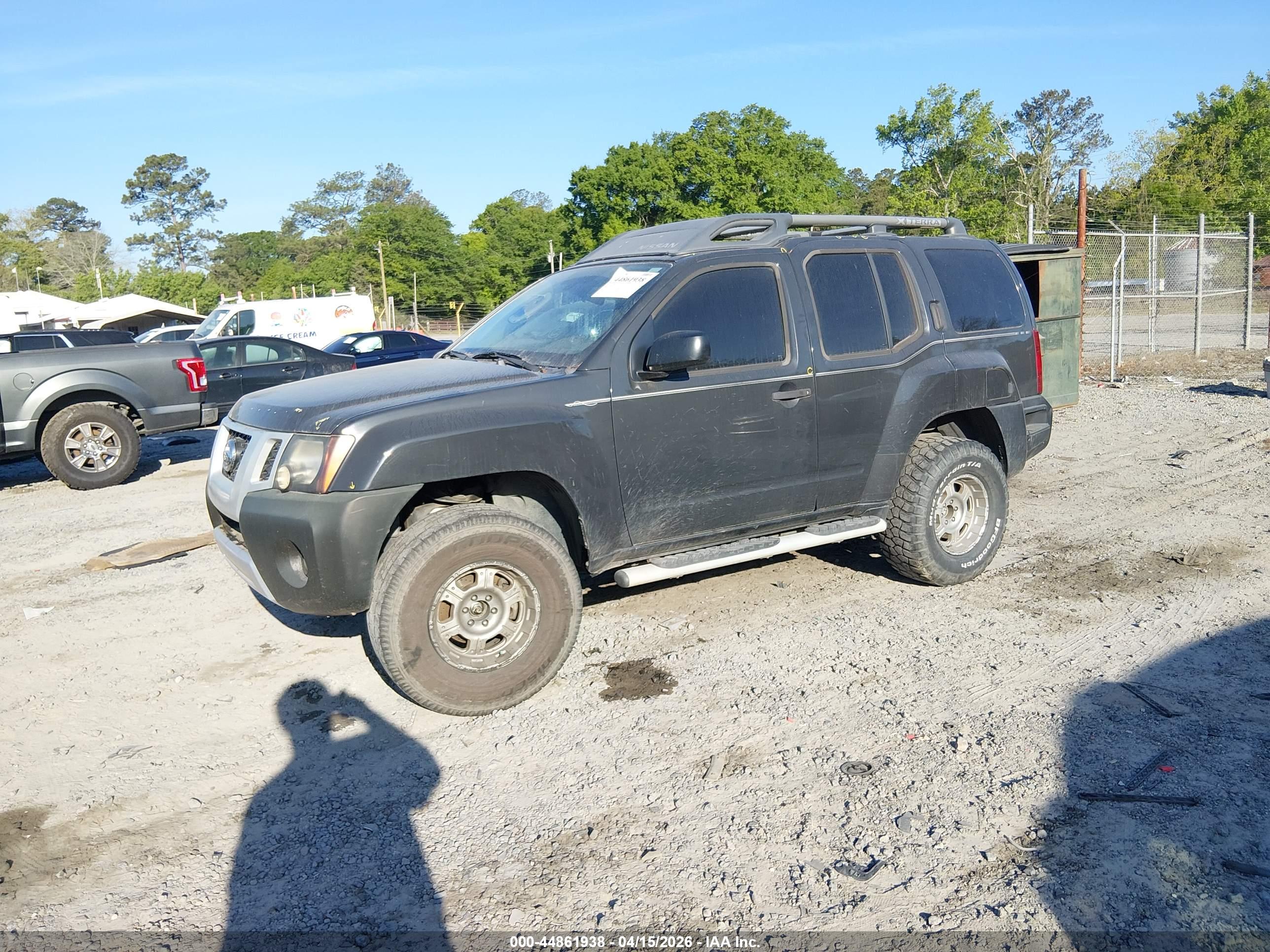 NISSAN XTERRA image 2