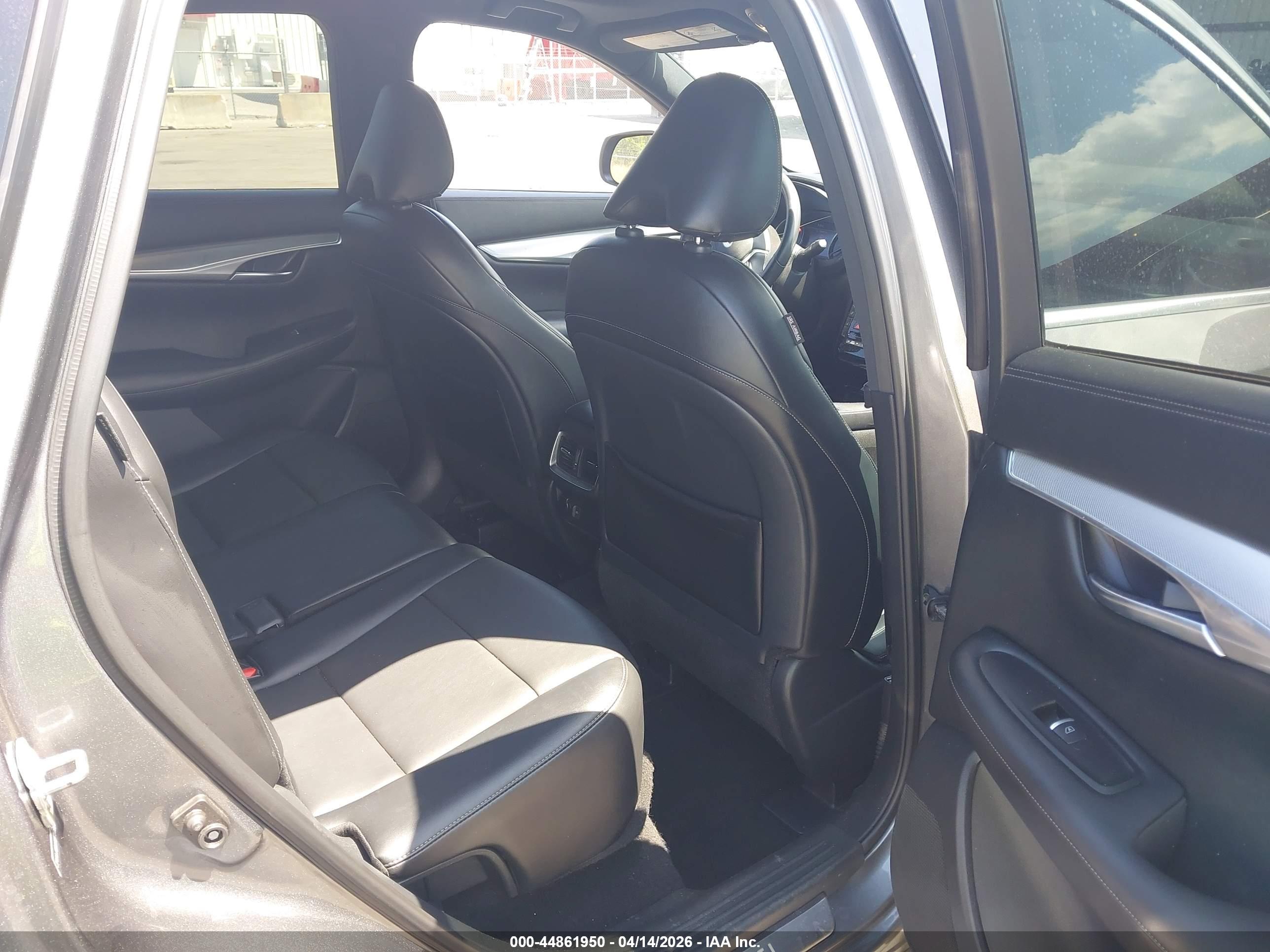 INFINITI QX50 image 8