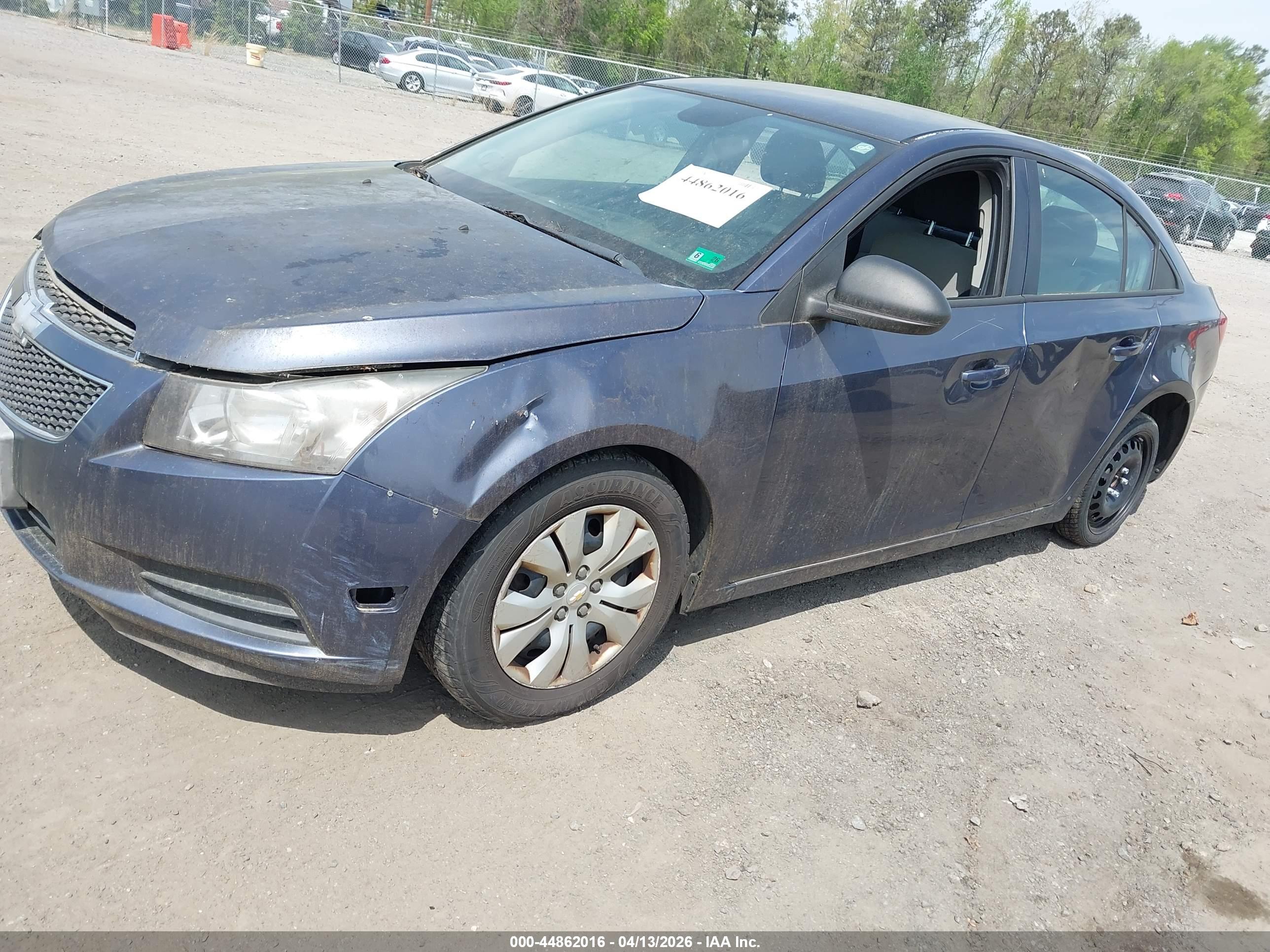 CHEVROLET CRUZE image 6