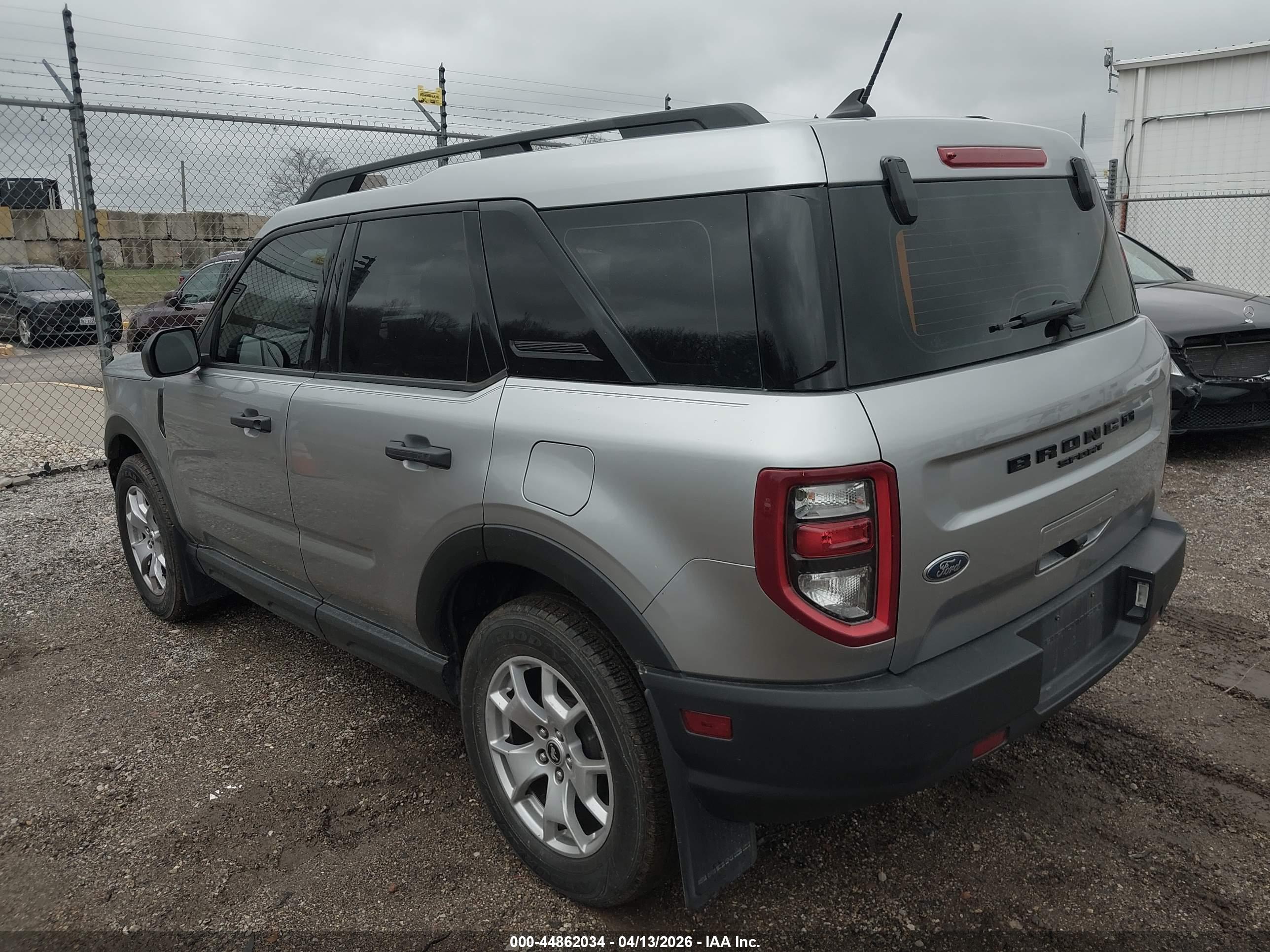 FORD BRONCO image 6