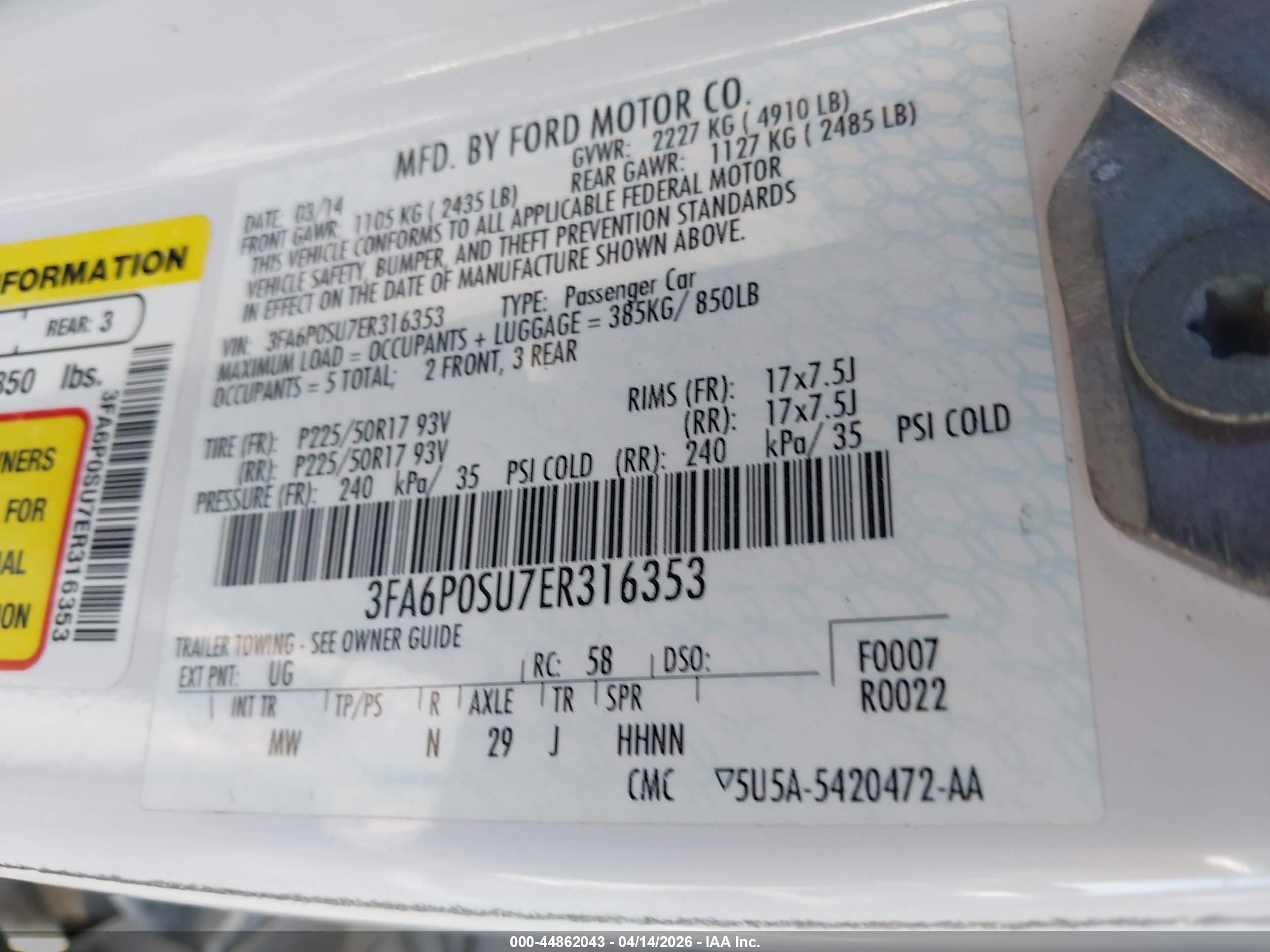 FORD FUSION image 9
