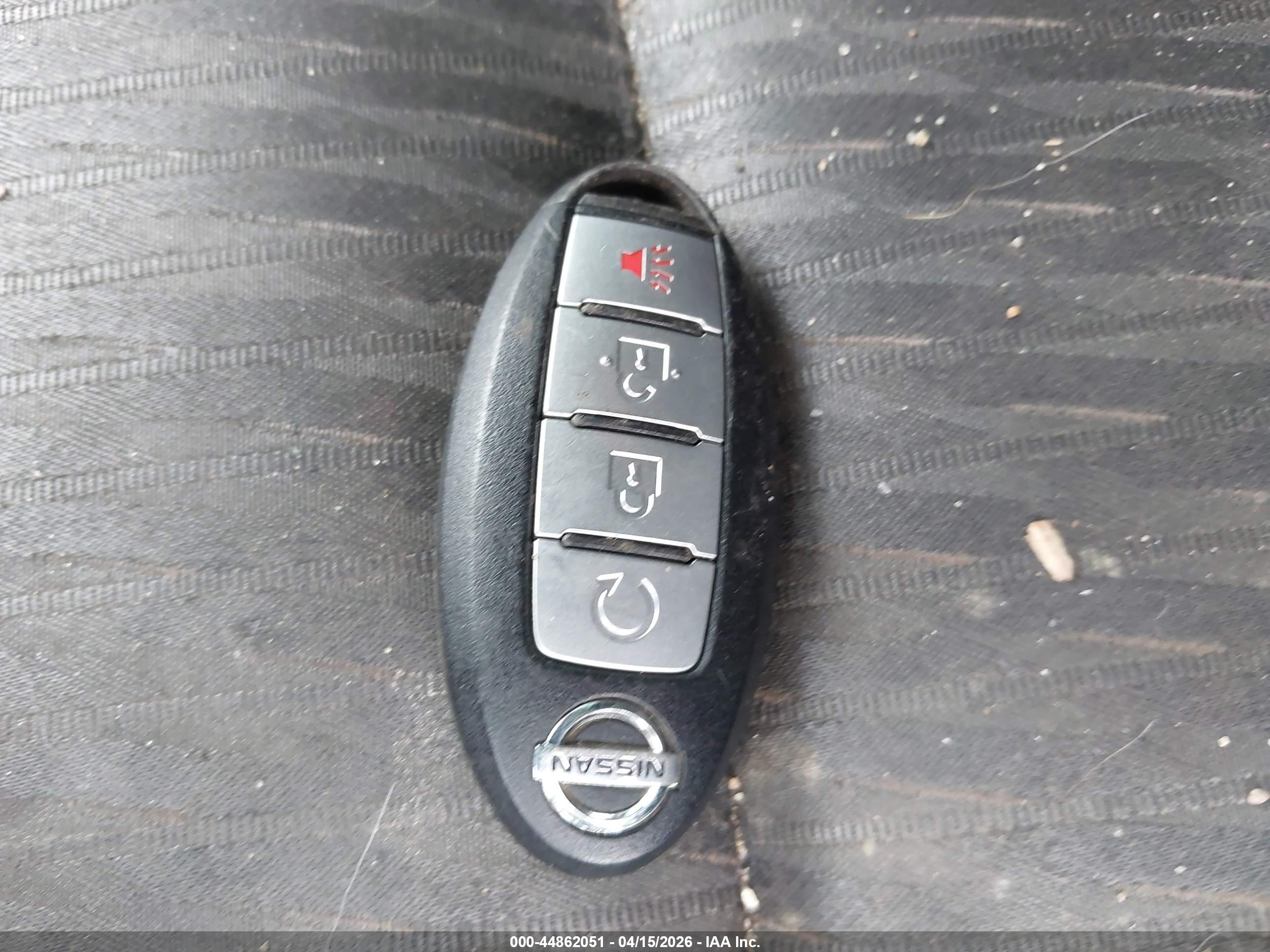 NISSAN ROGUE image 11
