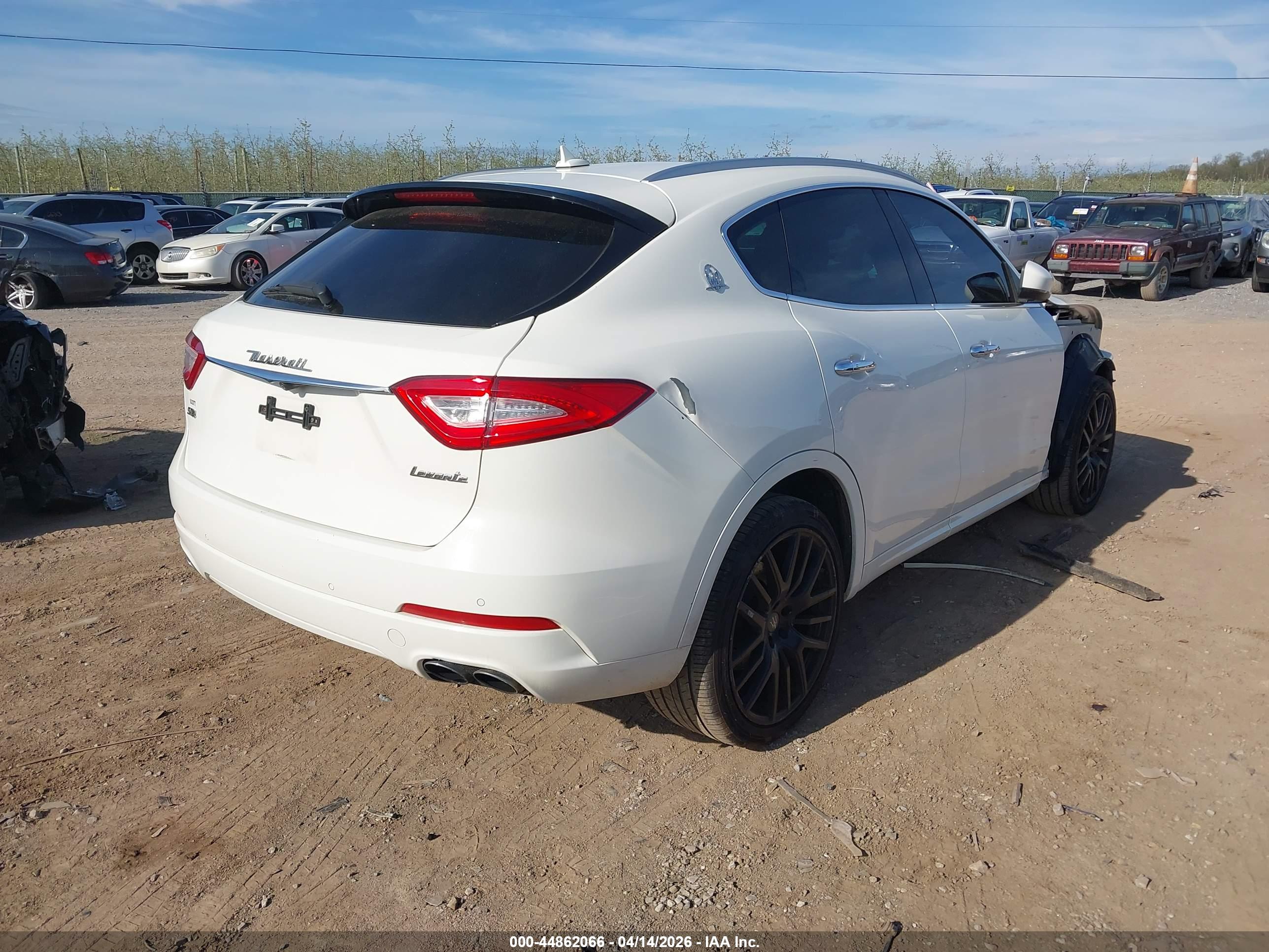 MASERATI LEVANTE image 4