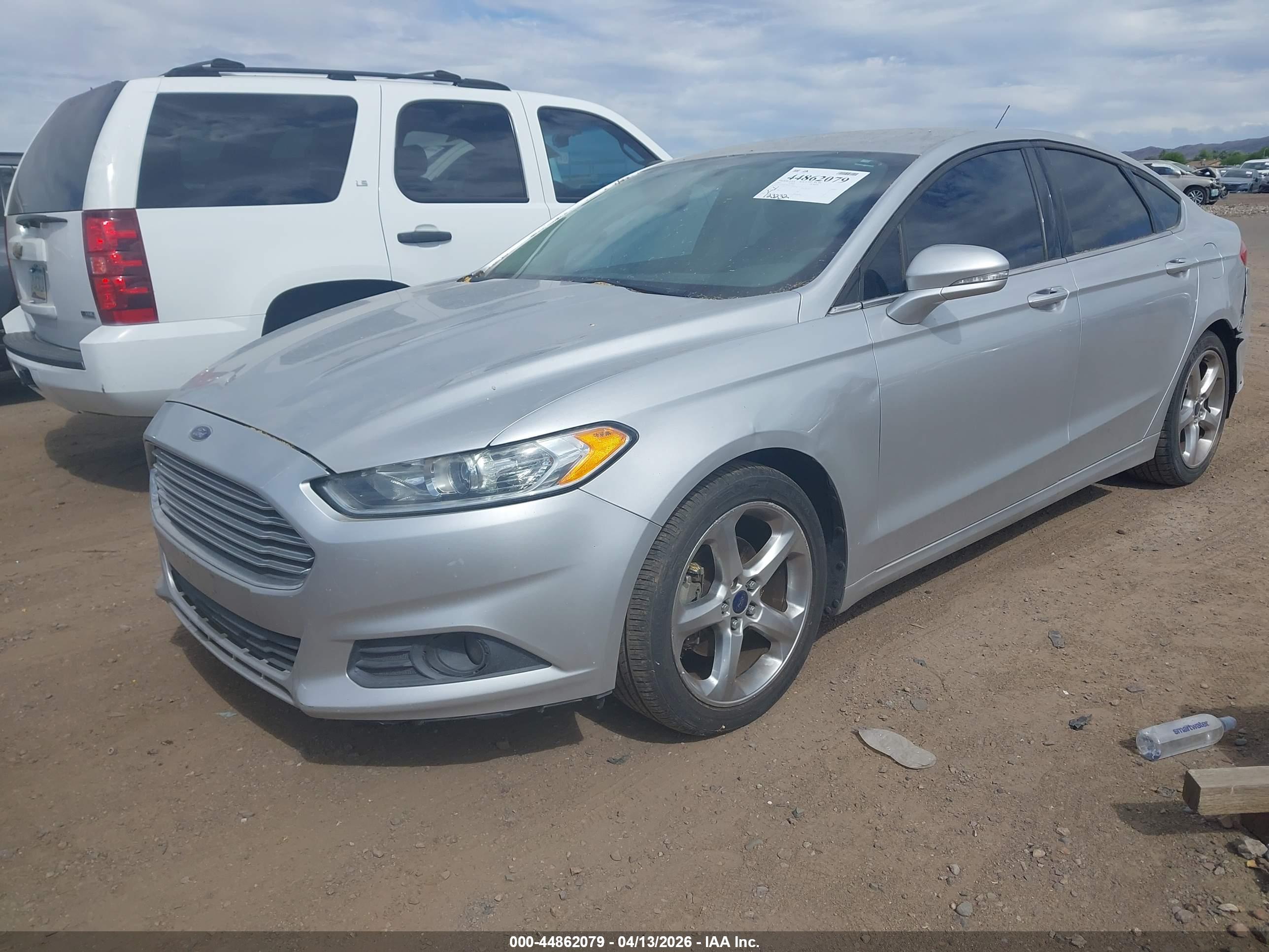 FORD FUSION image 2