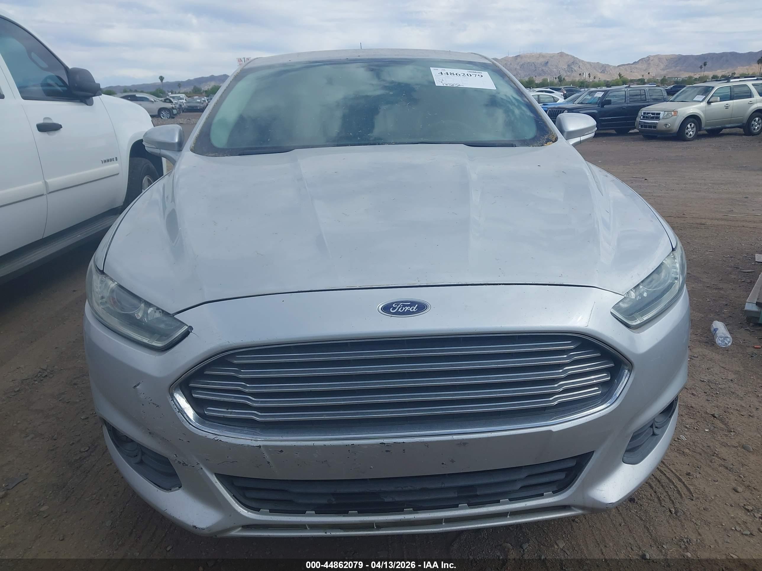 FORD FUSION image 6