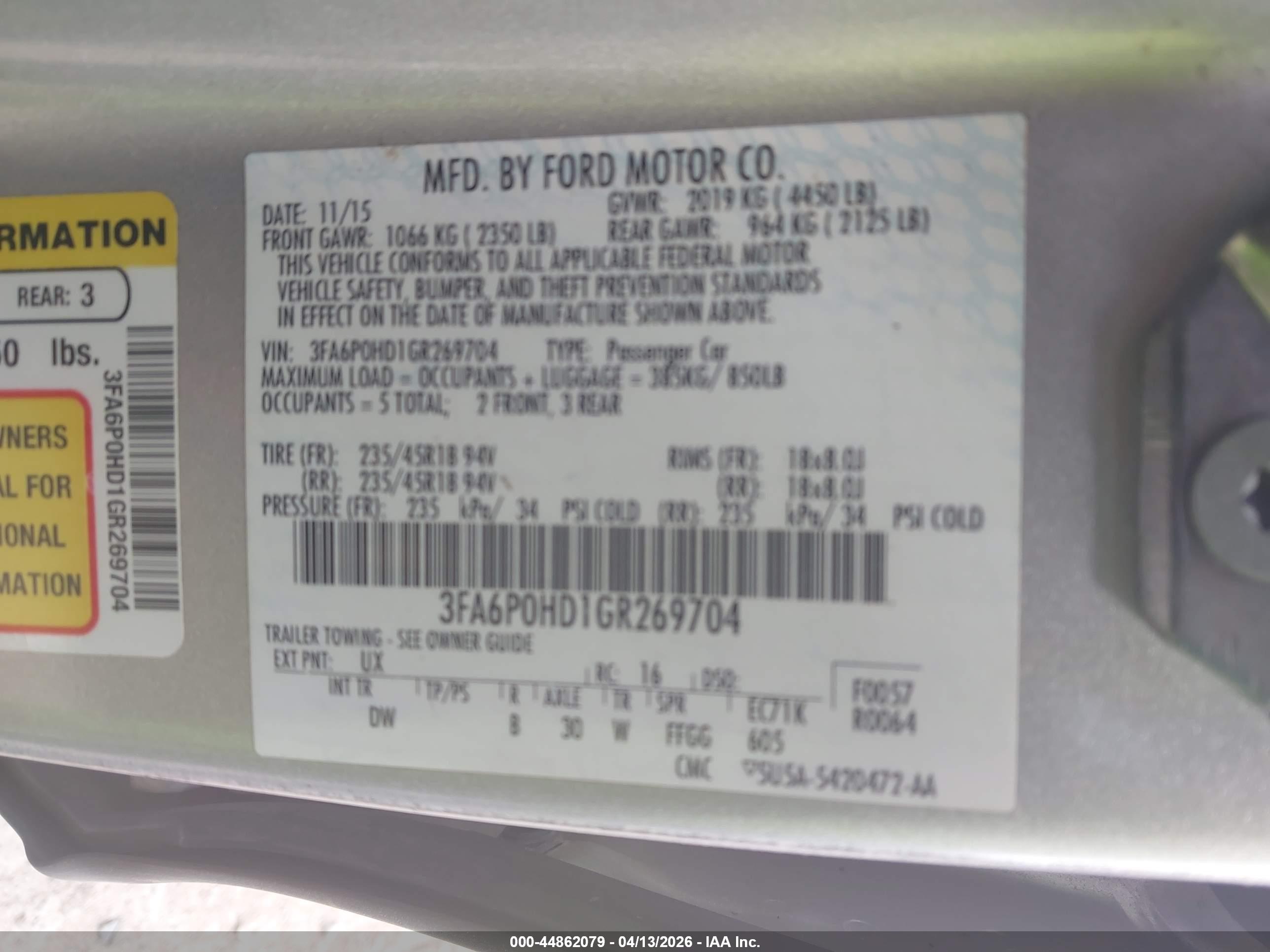 FORD FUSION image 9