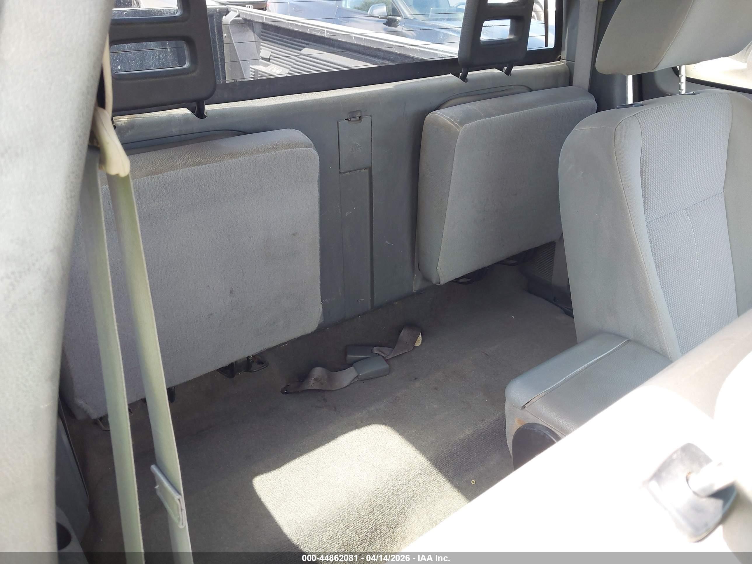 DODGE DAKOTA image 8