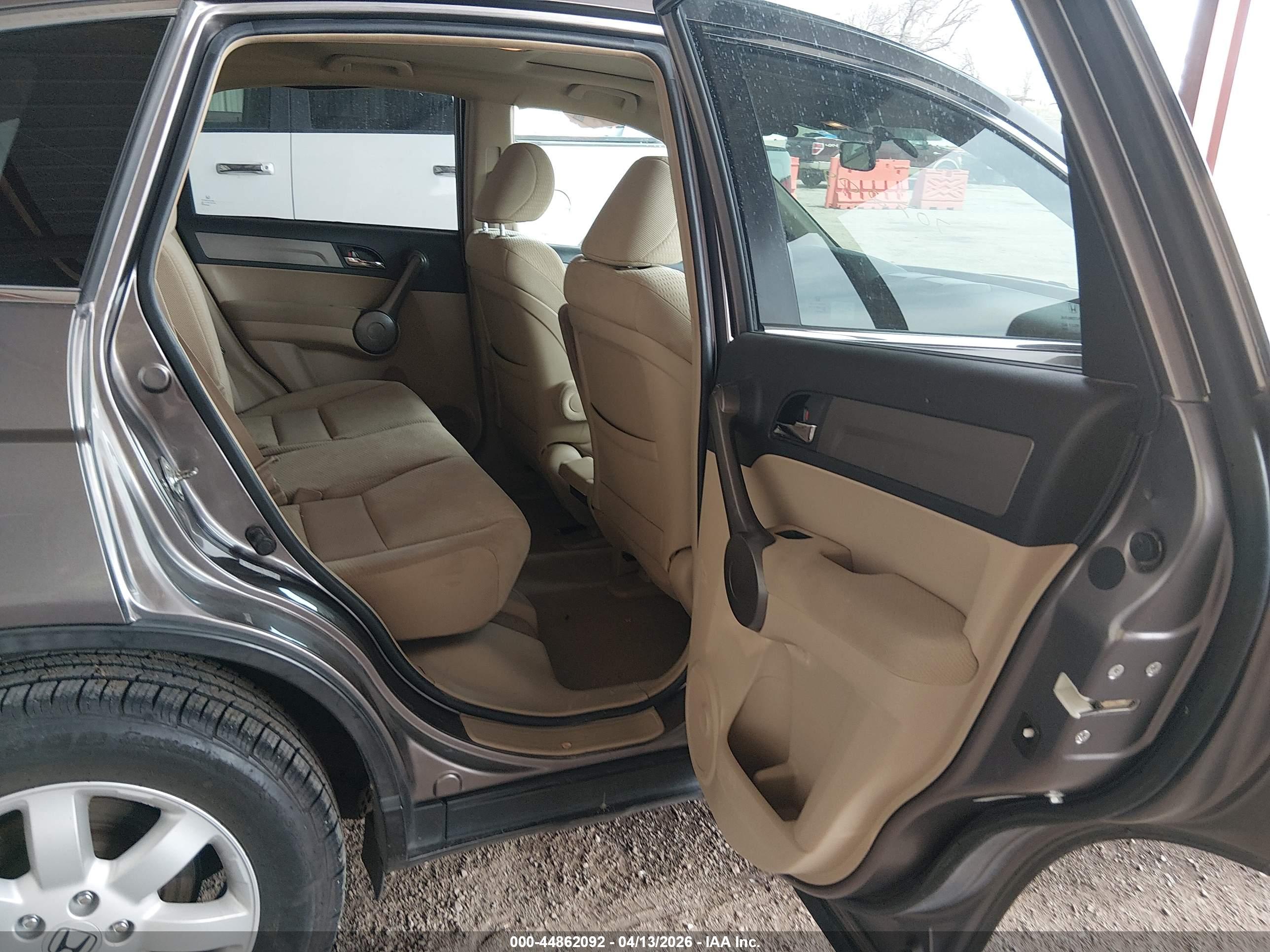 HONDA CR-V image 8