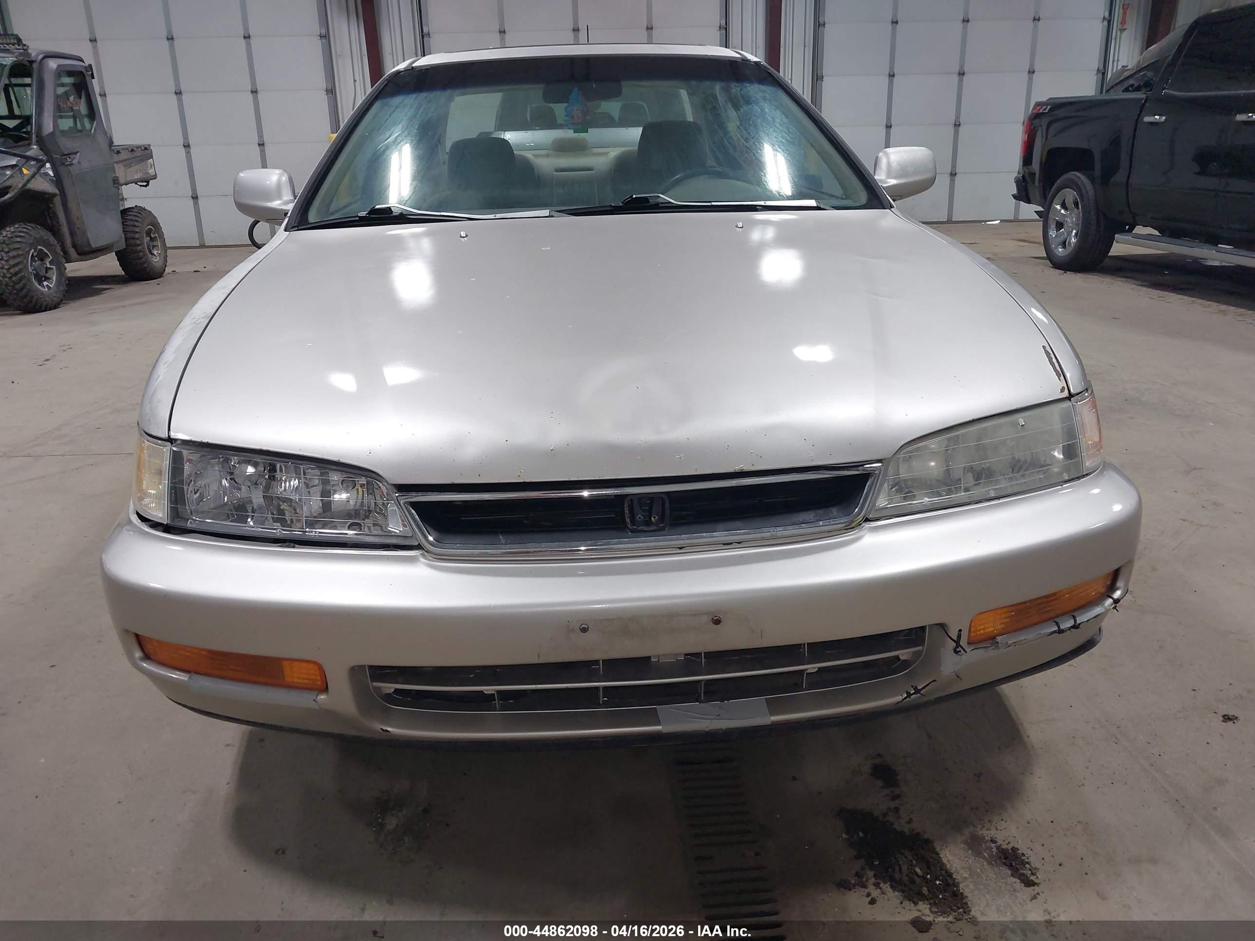 HONDA ACCORD image 6