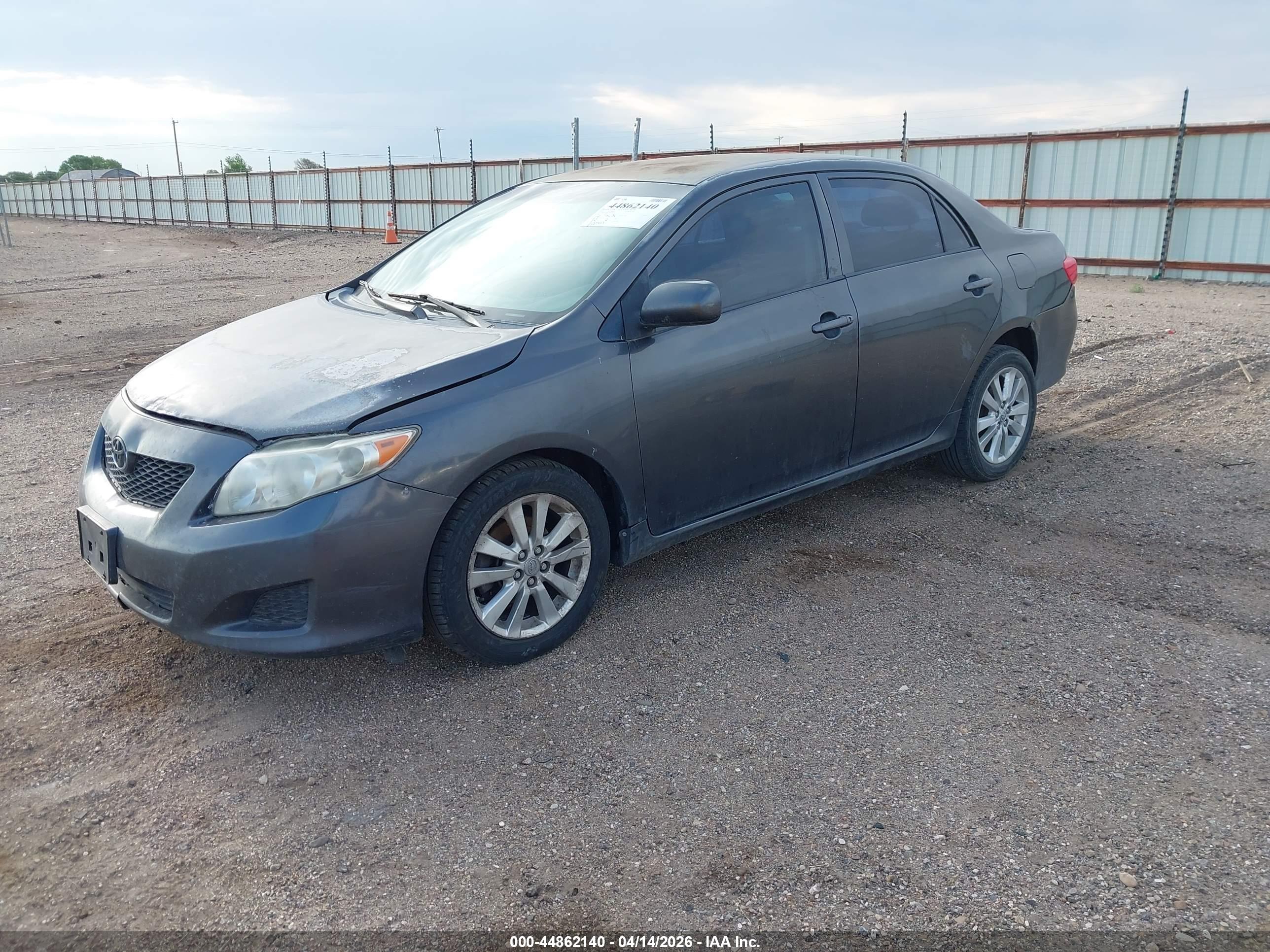 TOYOTA COROLLA image 2