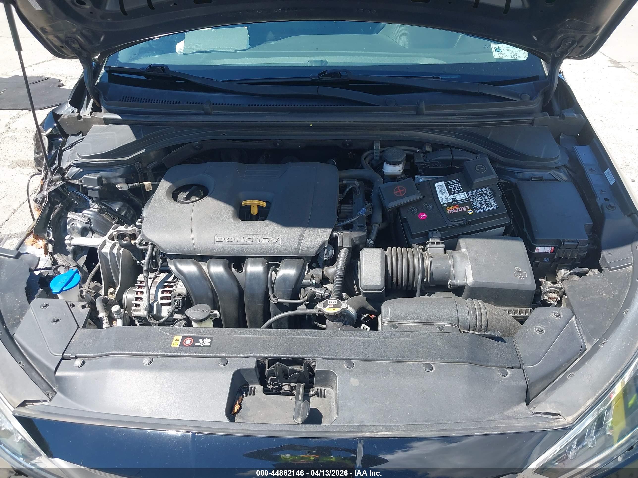 HYUNDAI ELANTRA image 10