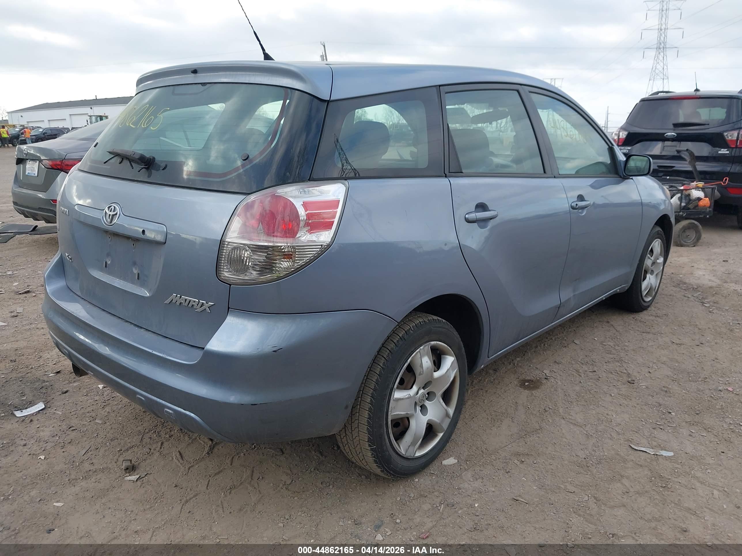 TOYOTA MATRIX image 4