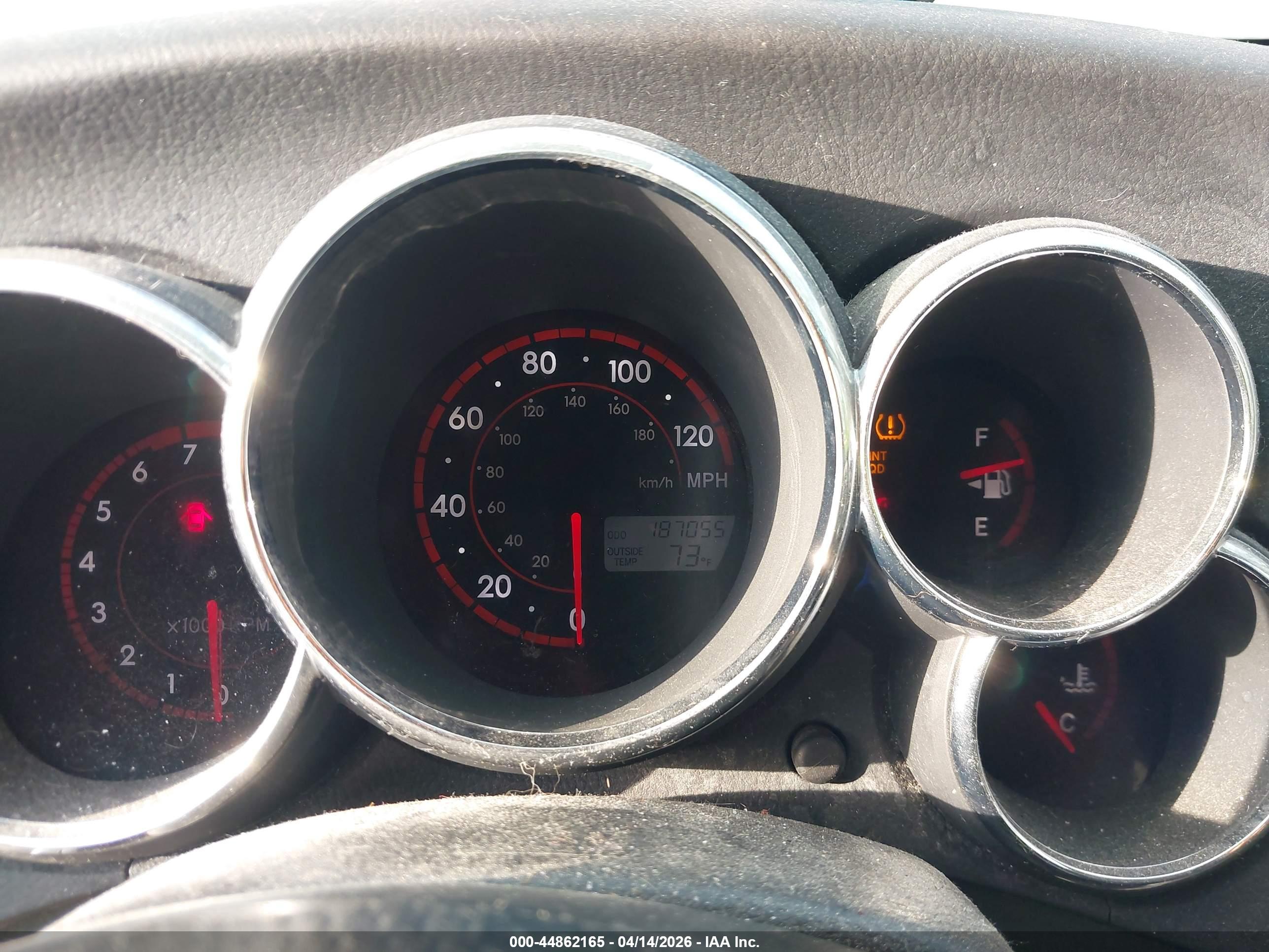 TOYOTA MATRIX image 7
