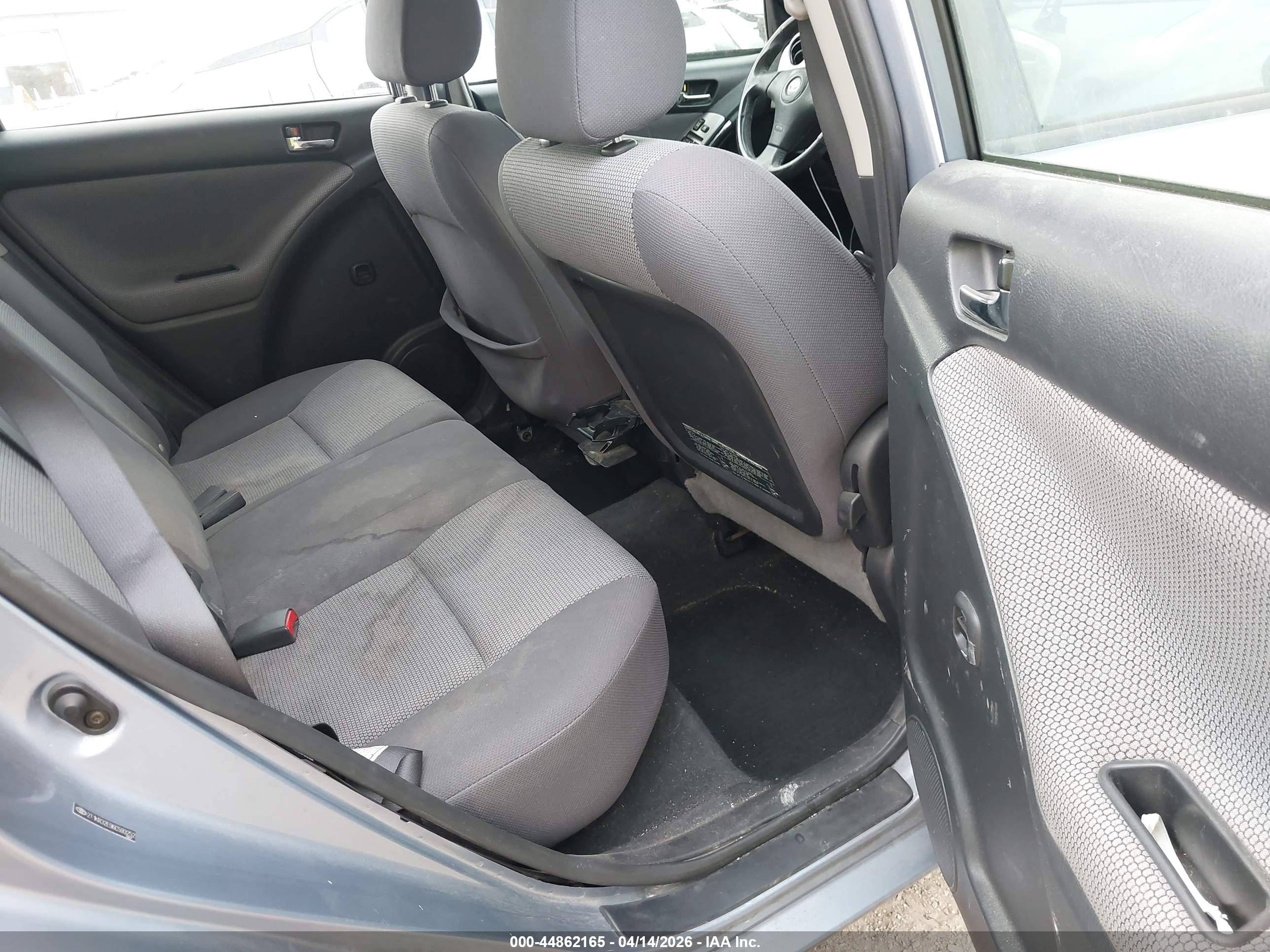 TOYOTA MATRIX image 8