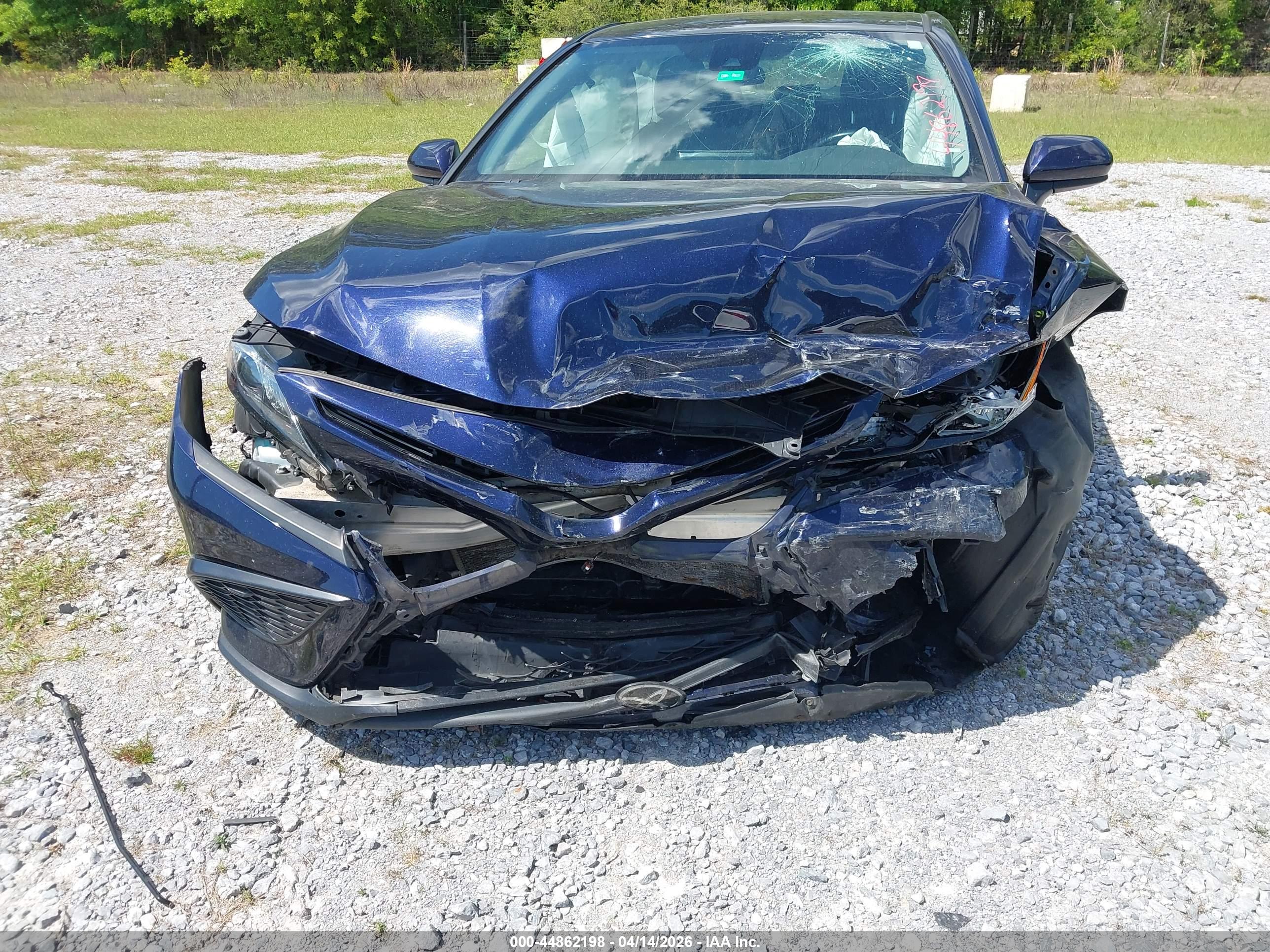 TOYOTA CAMRY image 6
