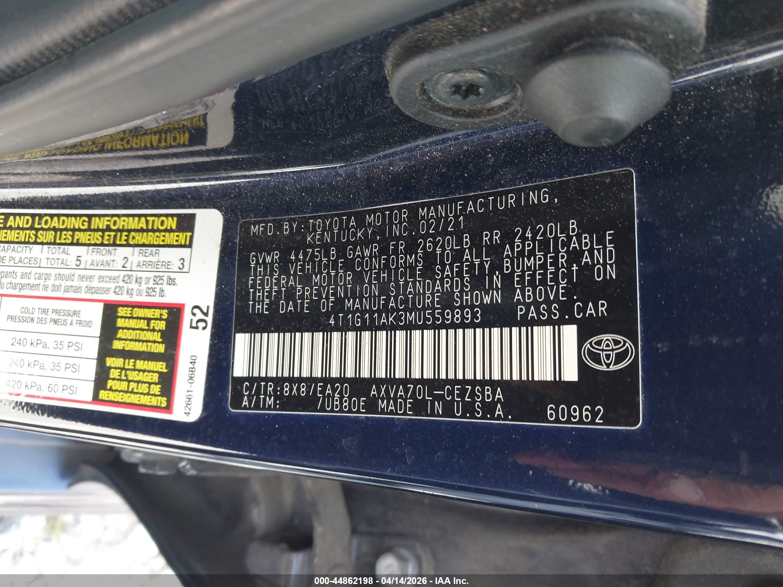 TOYOTA CAMRY image 9