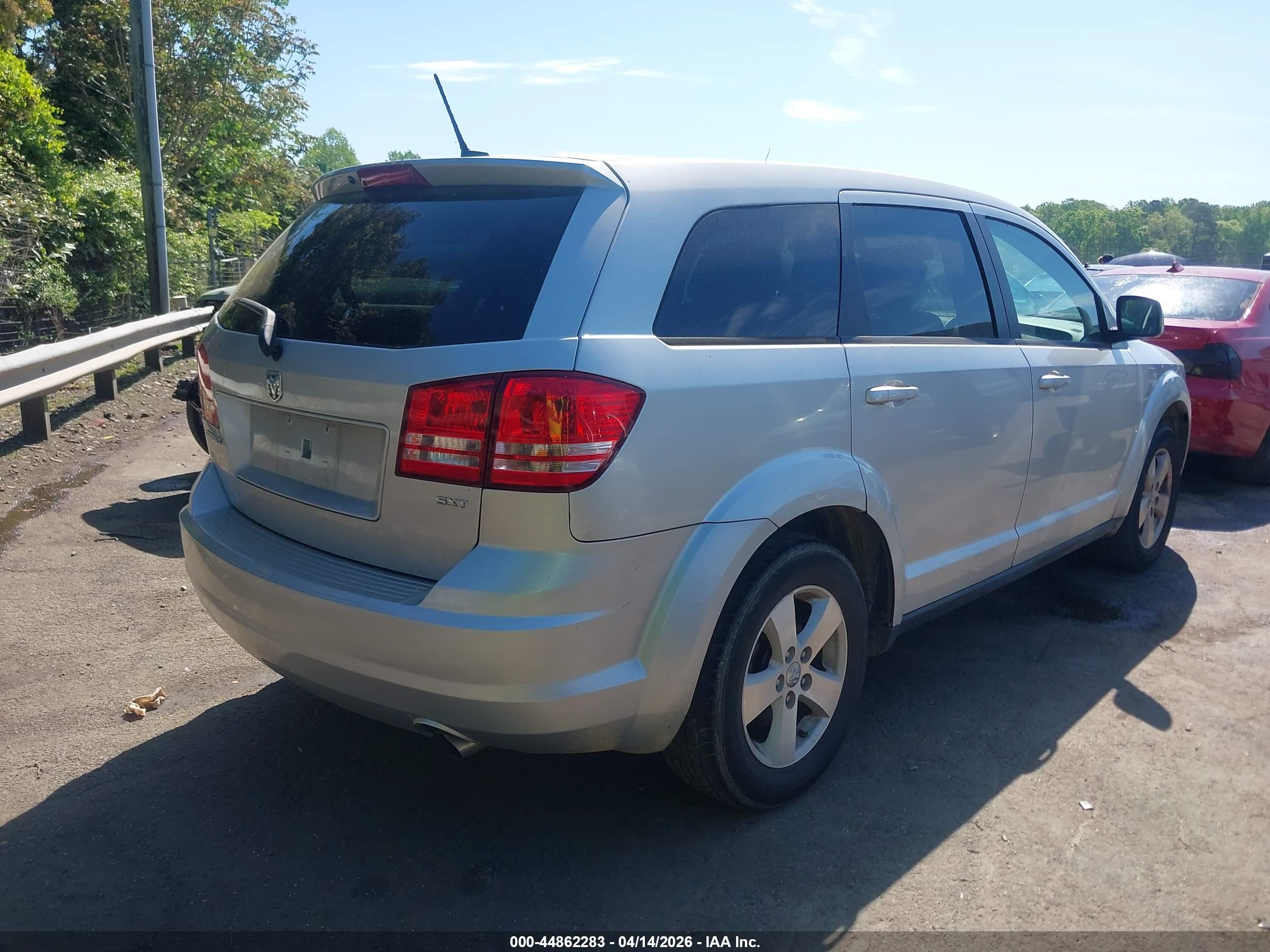 DODGE JOURNEY image 4
