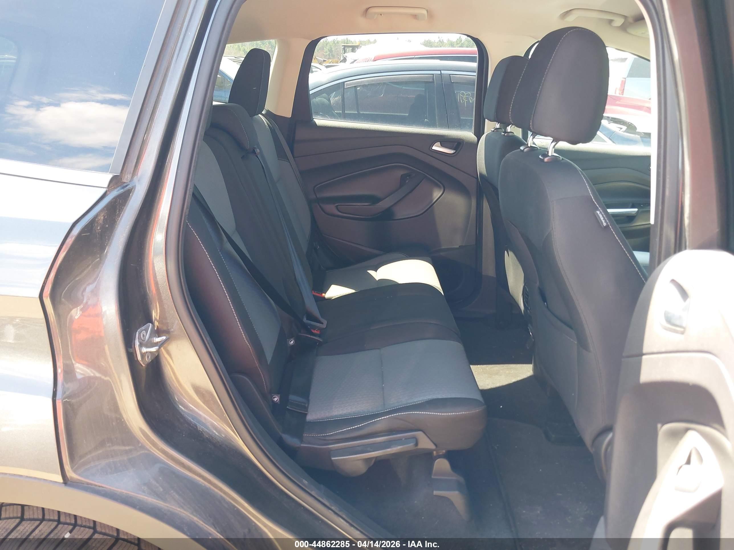 FORD ESCAPE image 8