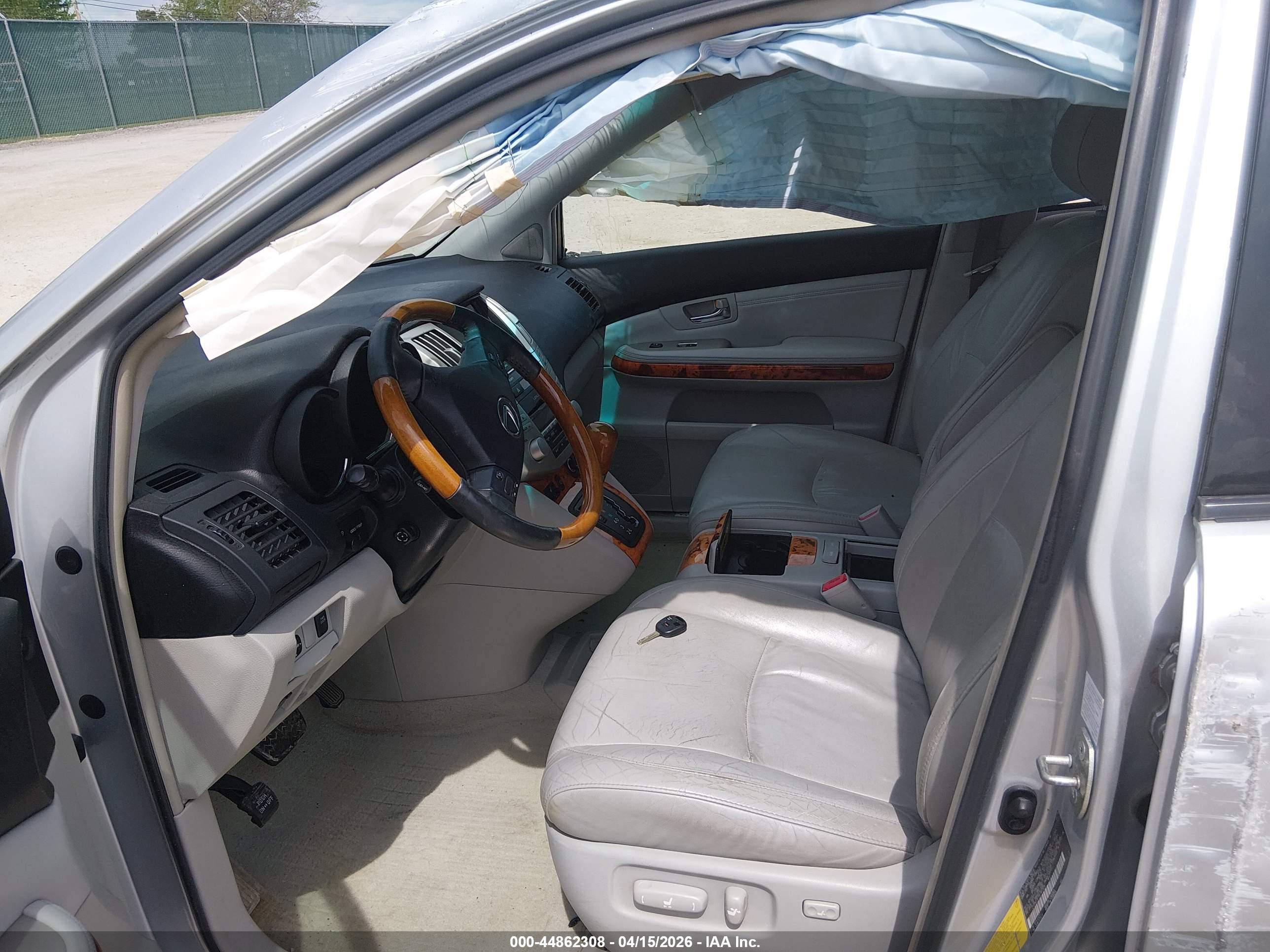 LEXUS RX image 5