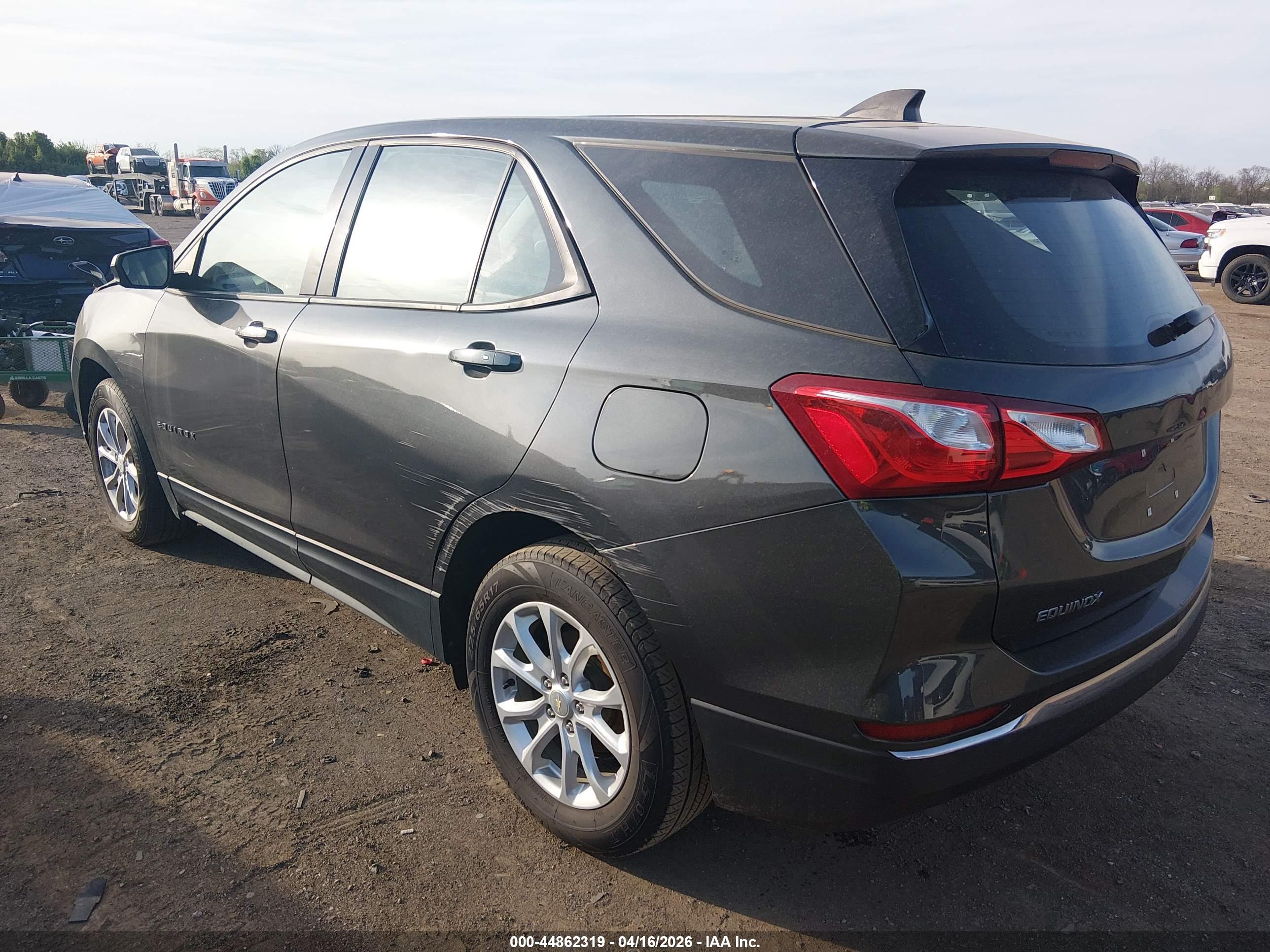 CHEVROLET EQUINOX image 3