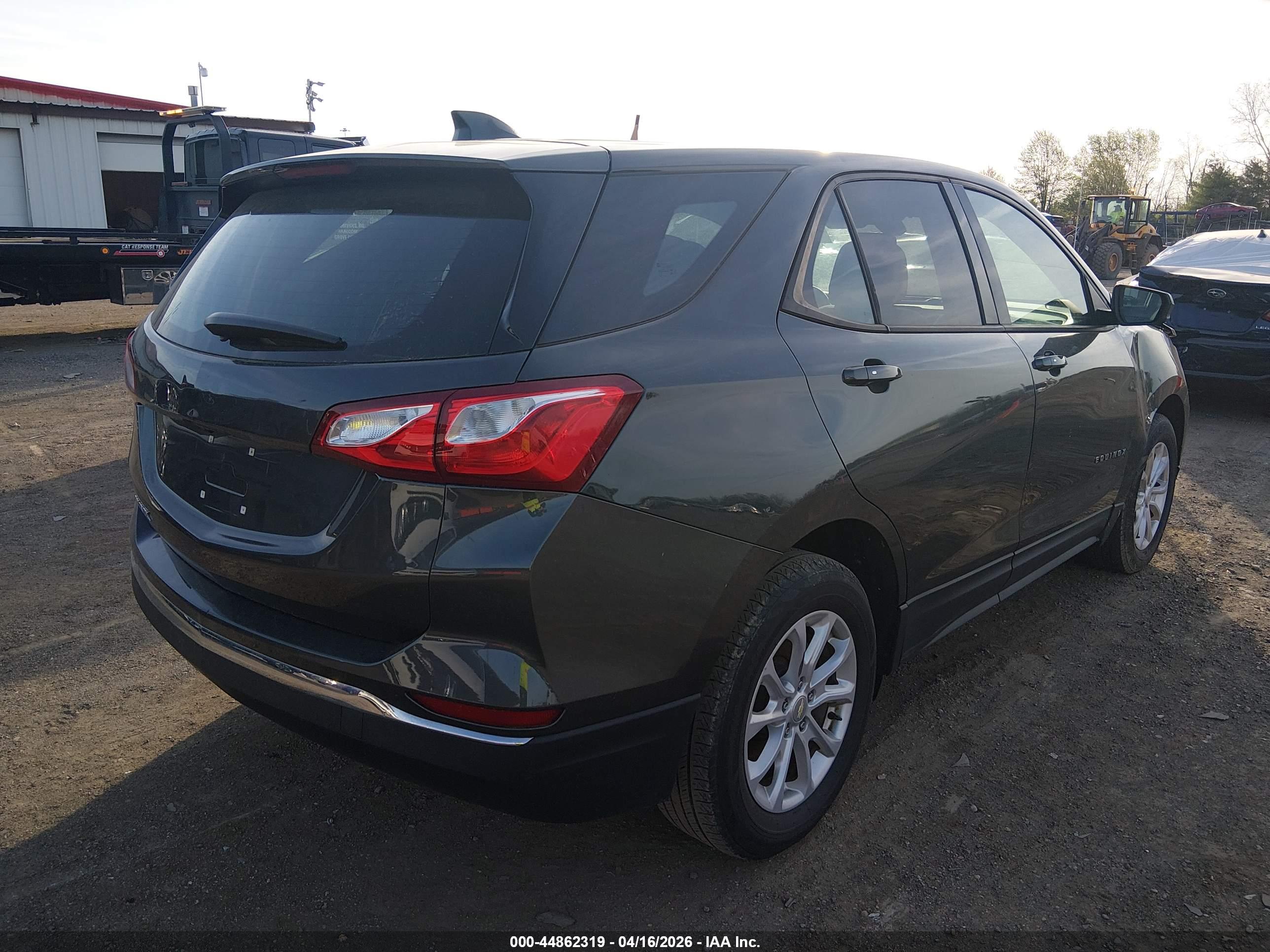 CHEVROLET EQUINOX image 4