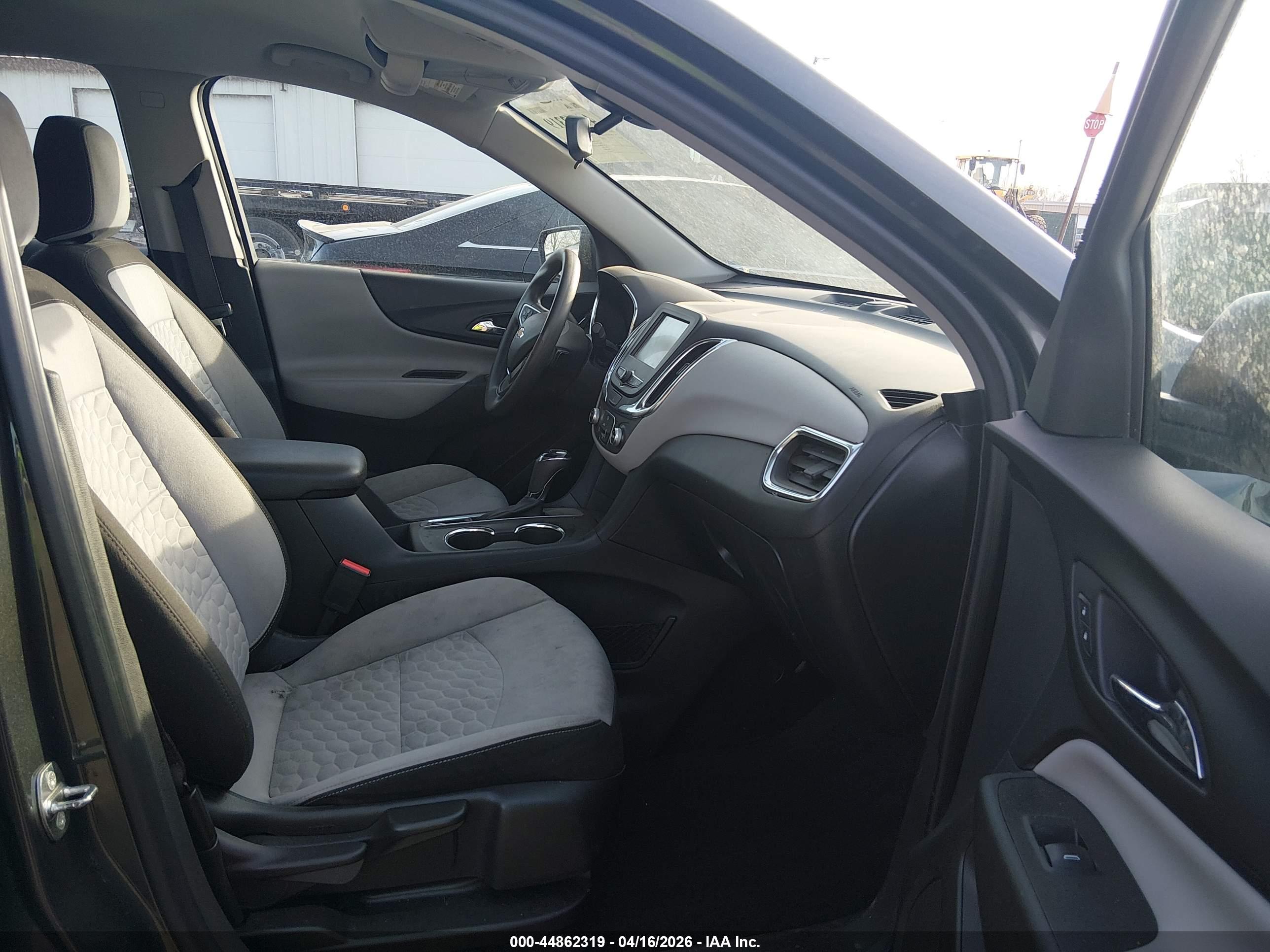 CHEVROLET EQUINOX image 5