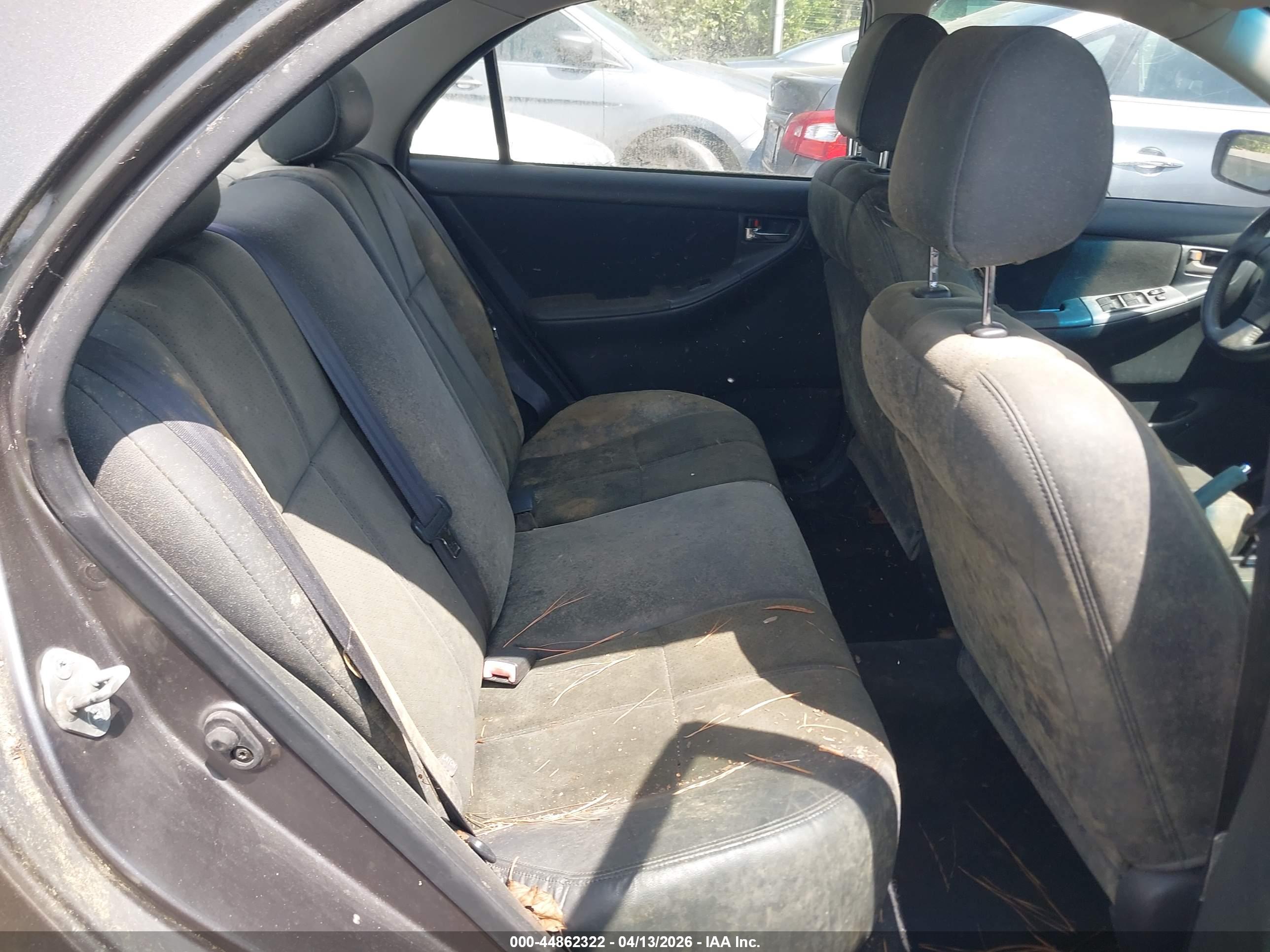 TOYOTA COROLLA image 8