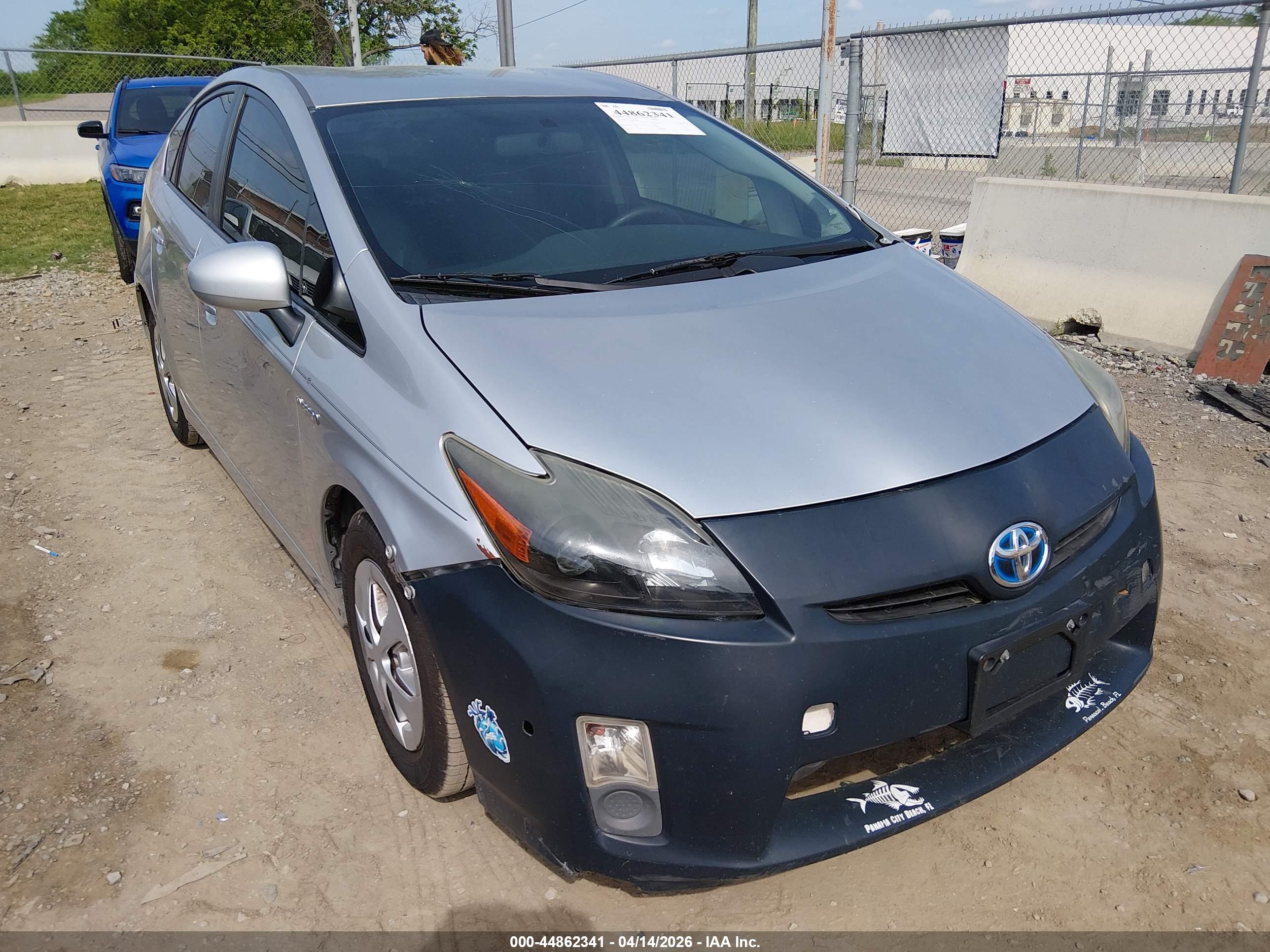 TOYOTA PRIUS image 6