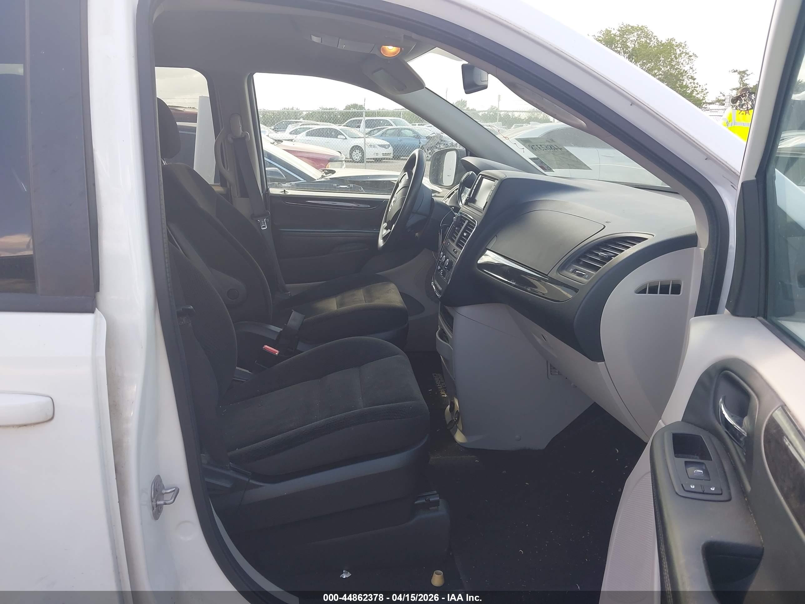 DODGE GRAND image 5