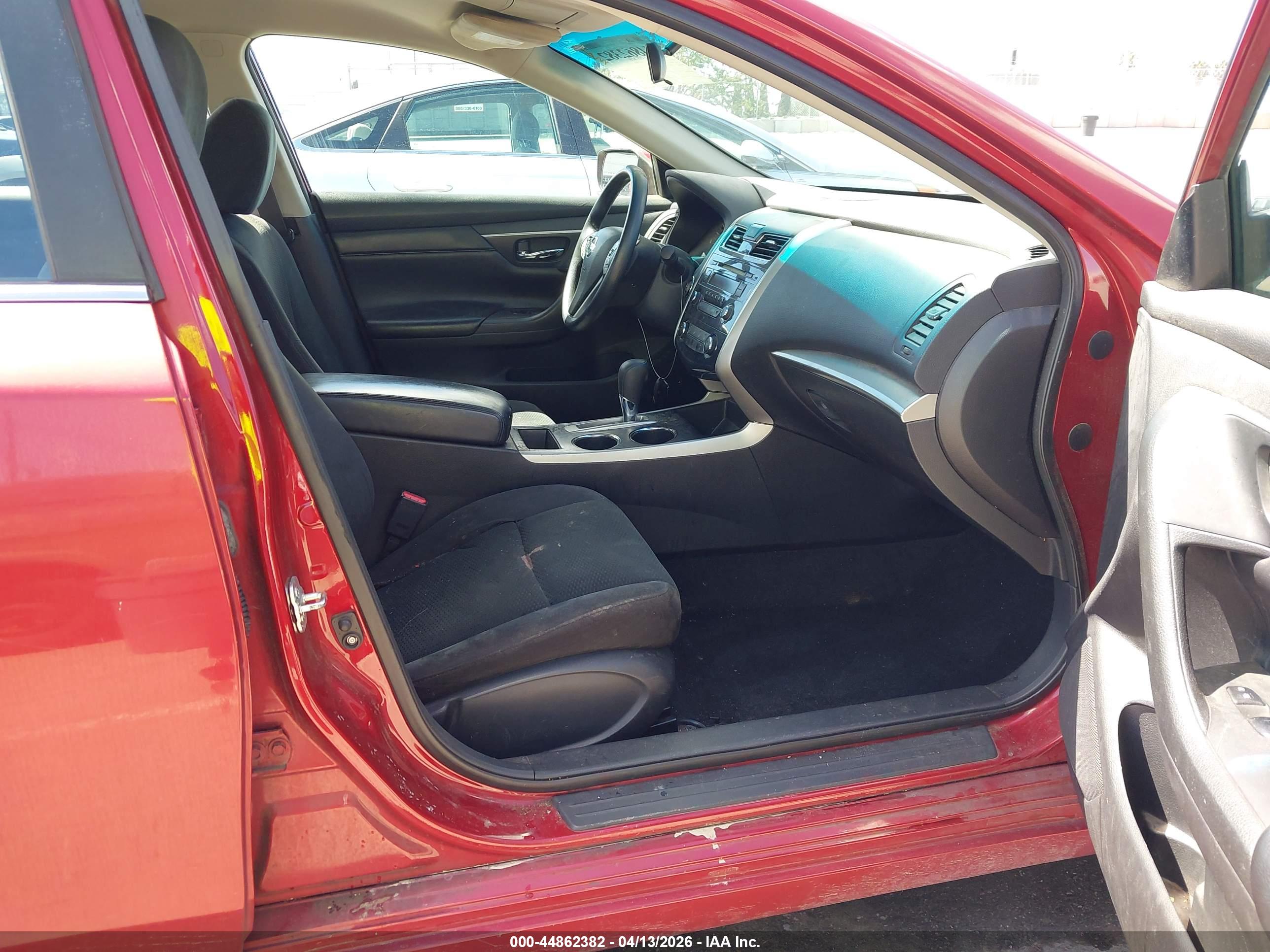 NISSAN ALTIMA image 5
