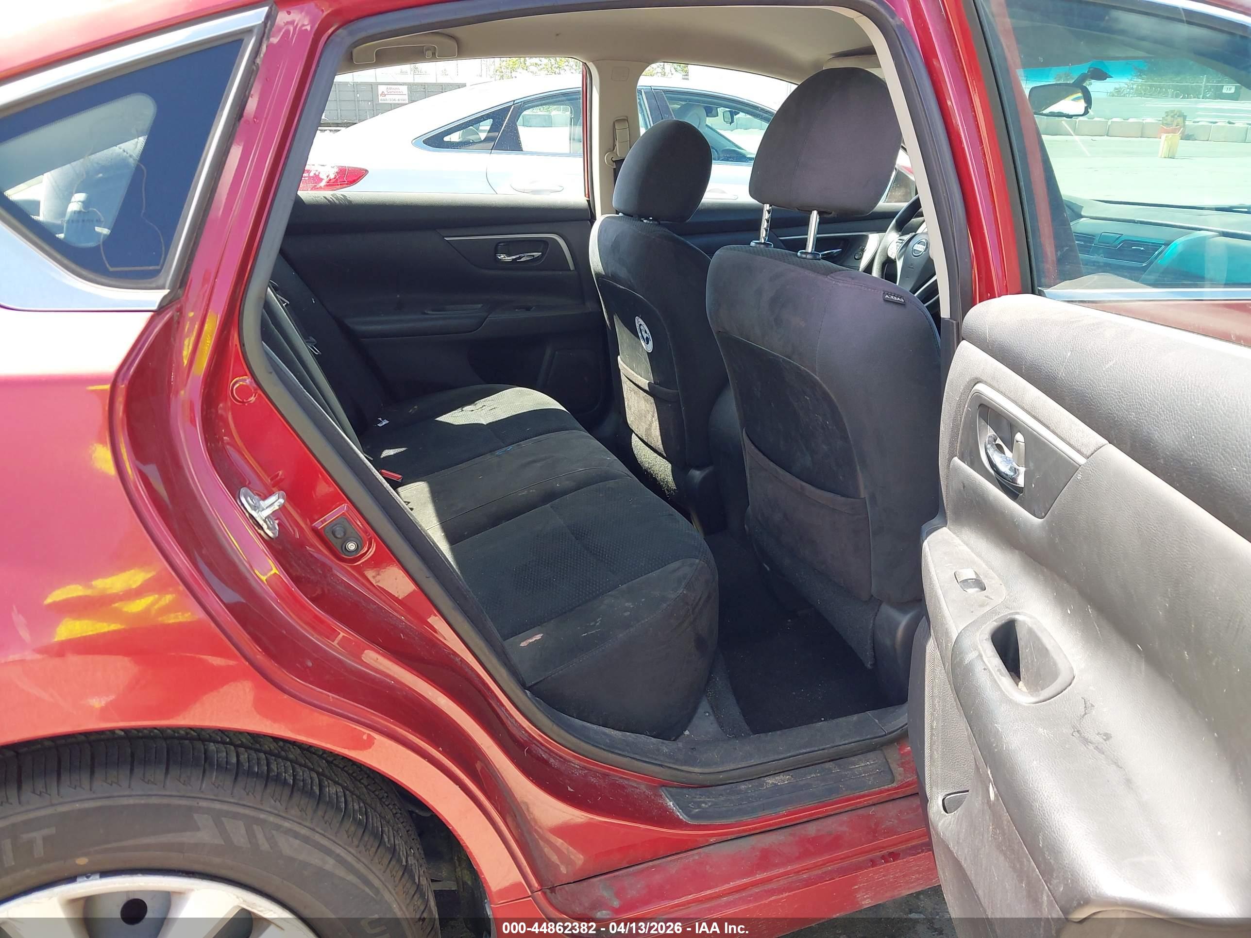 NISSAN ALTIMA image 8