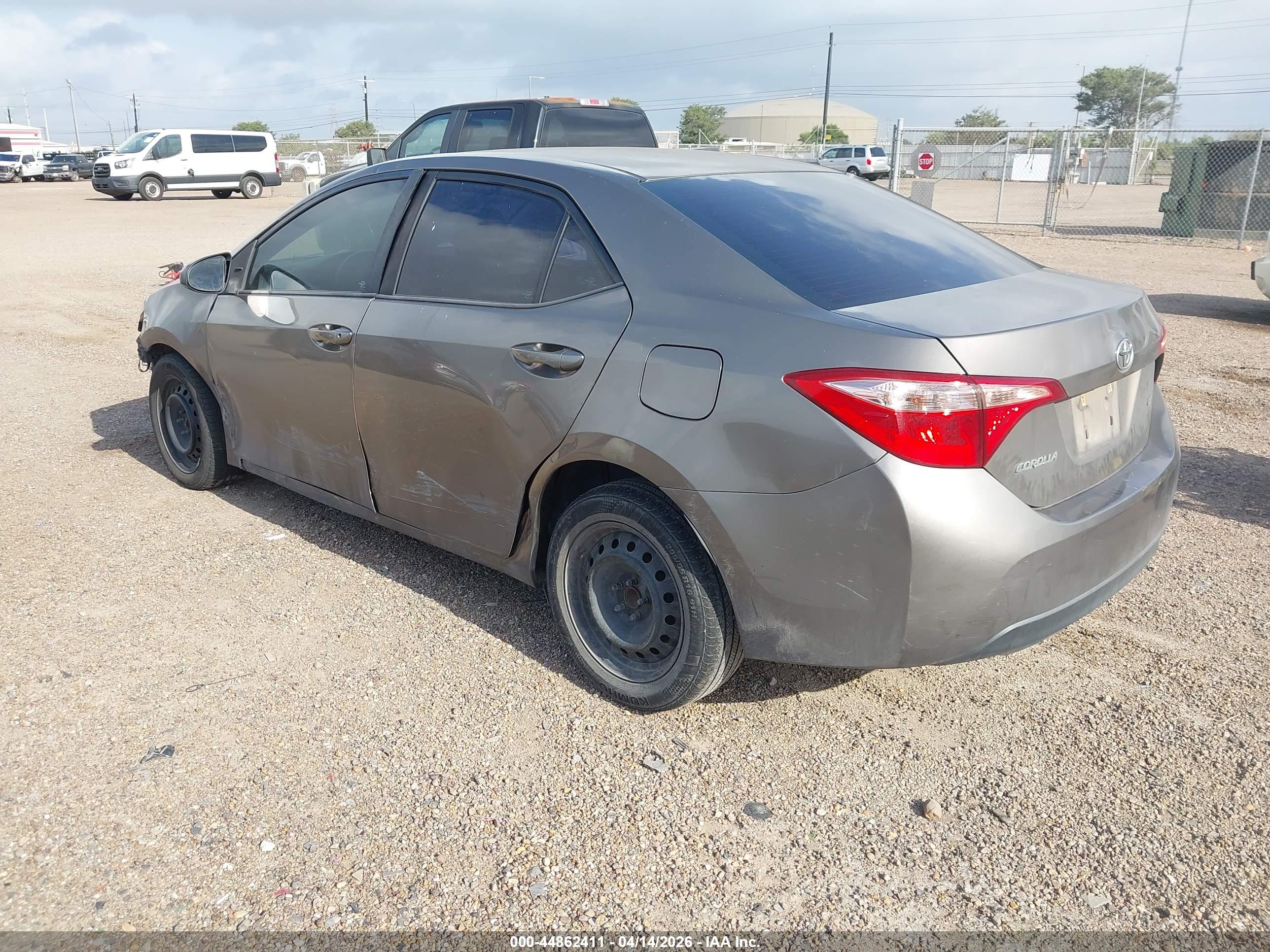 TOYOTA COROLLA image 3