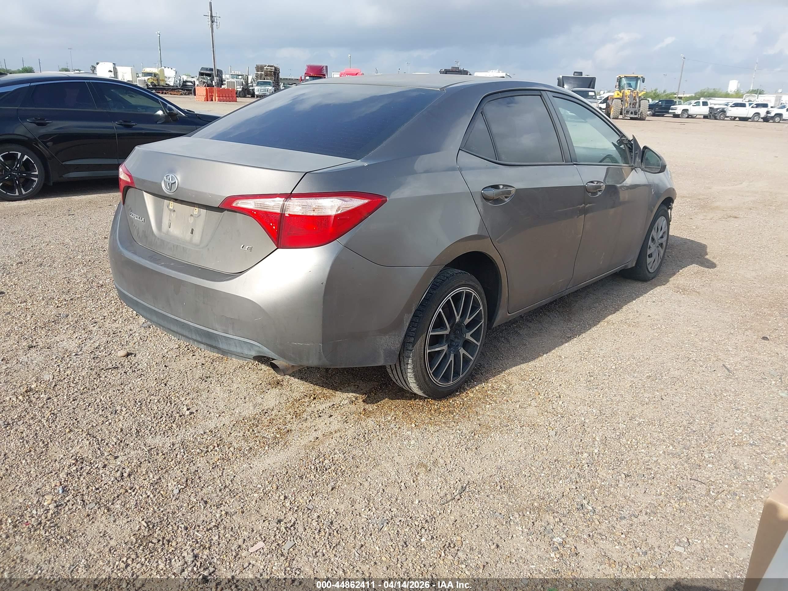 TOYOTA COROLLA image 4